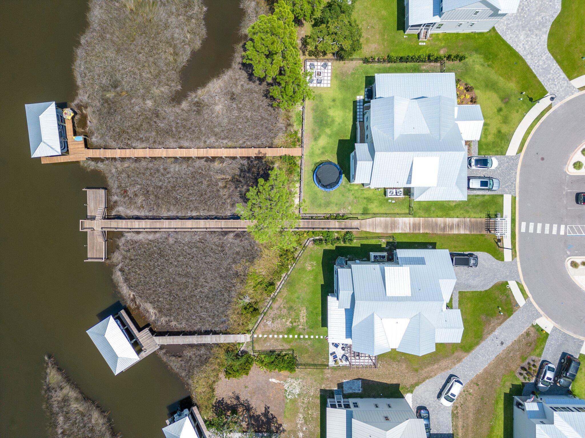 Daxton on the Bay - Residential