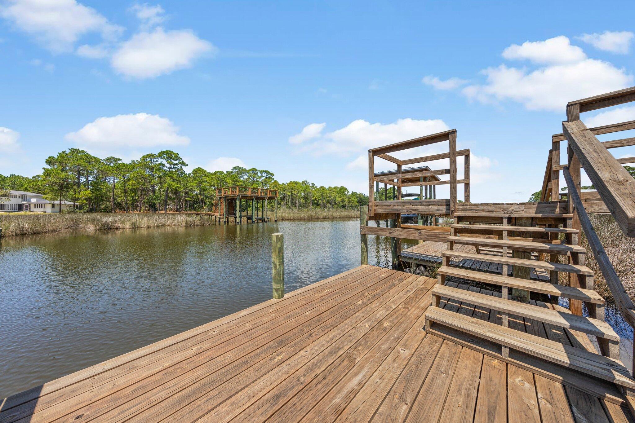 Daxton on the Bay - Residential