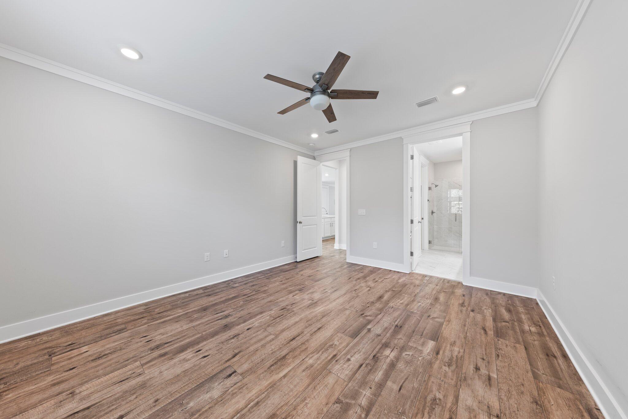 Daxton on the Bay - Residential