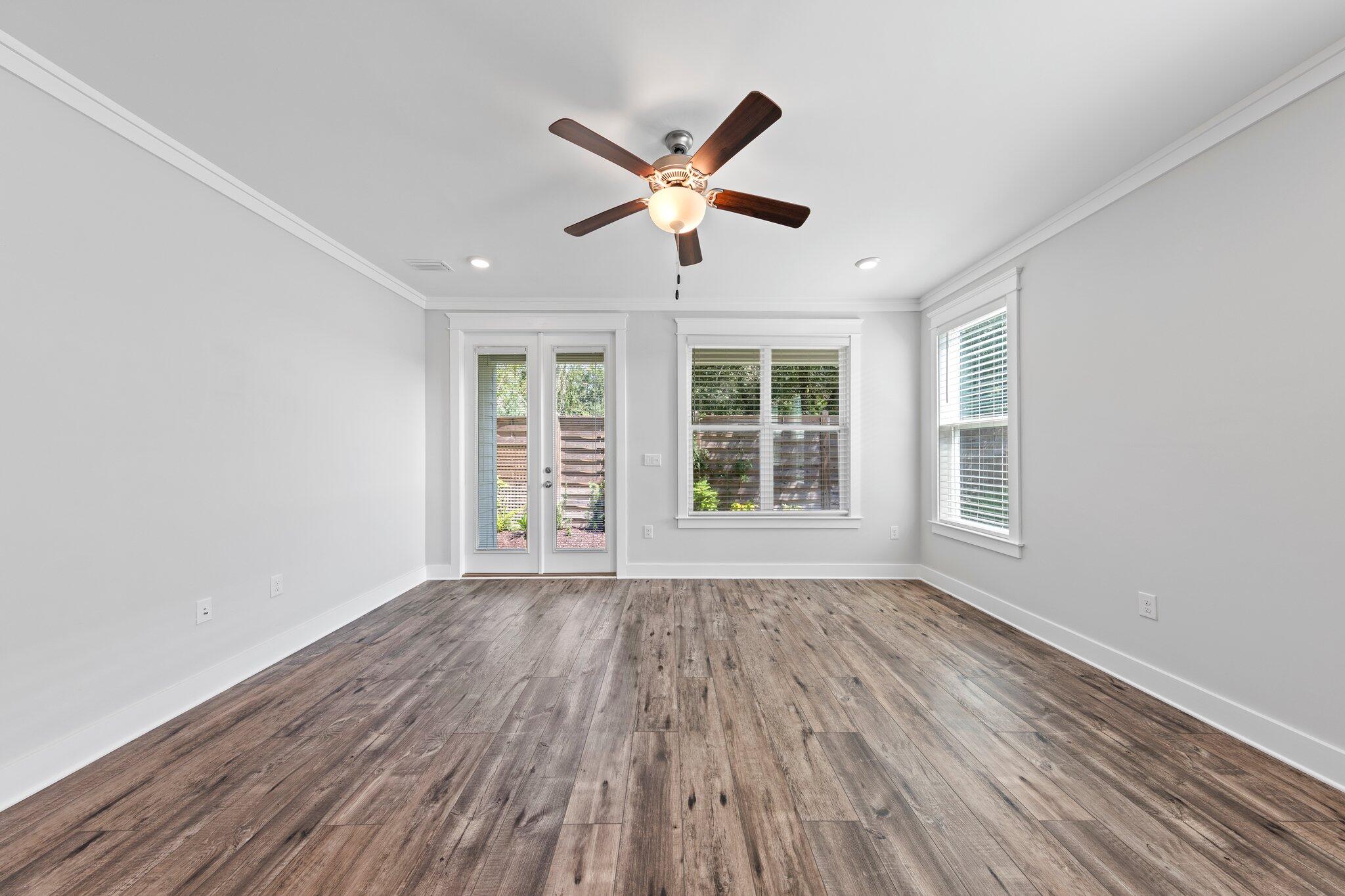 Daxton on the Bay - Residential