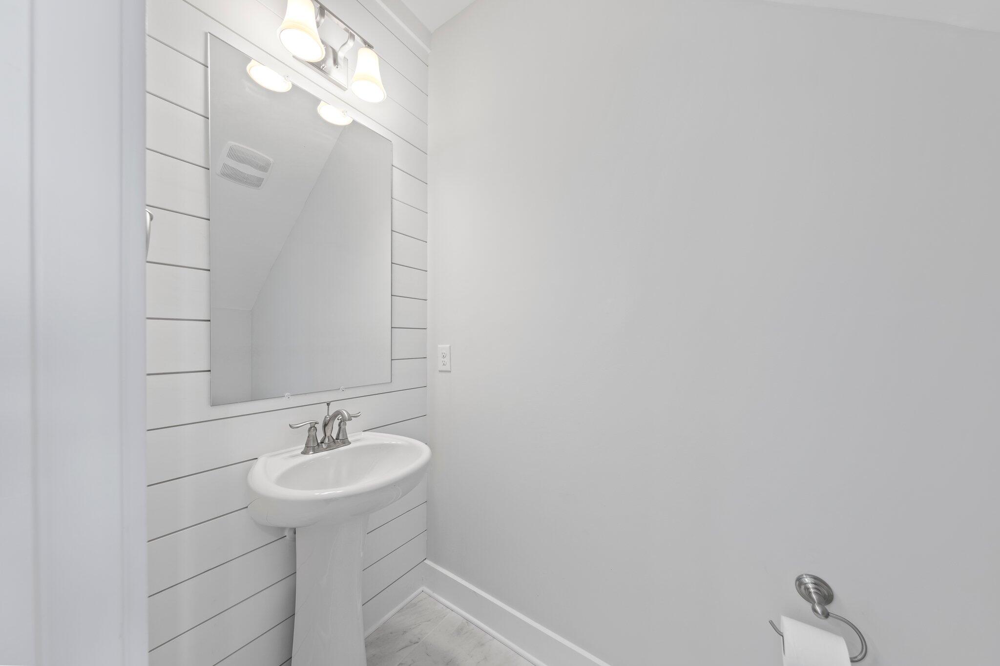 Daxton on the Bay - Residential