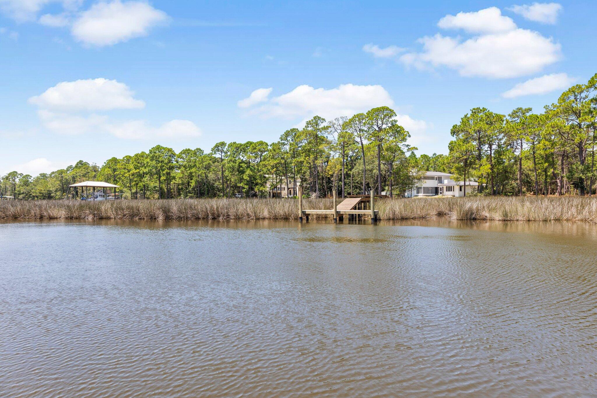 Daxton on the Bay - Residential