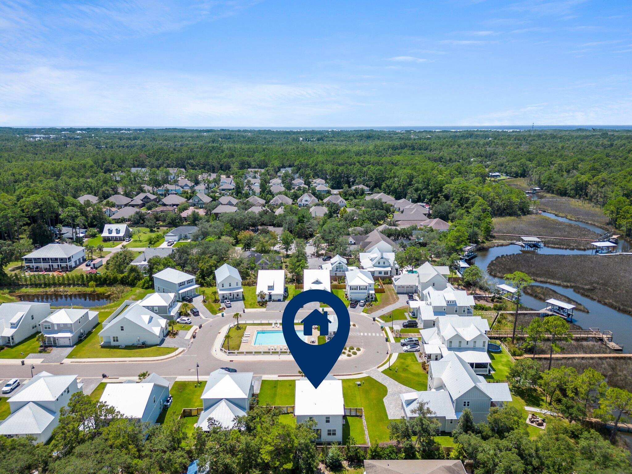 Daxton on the Bay - Residential