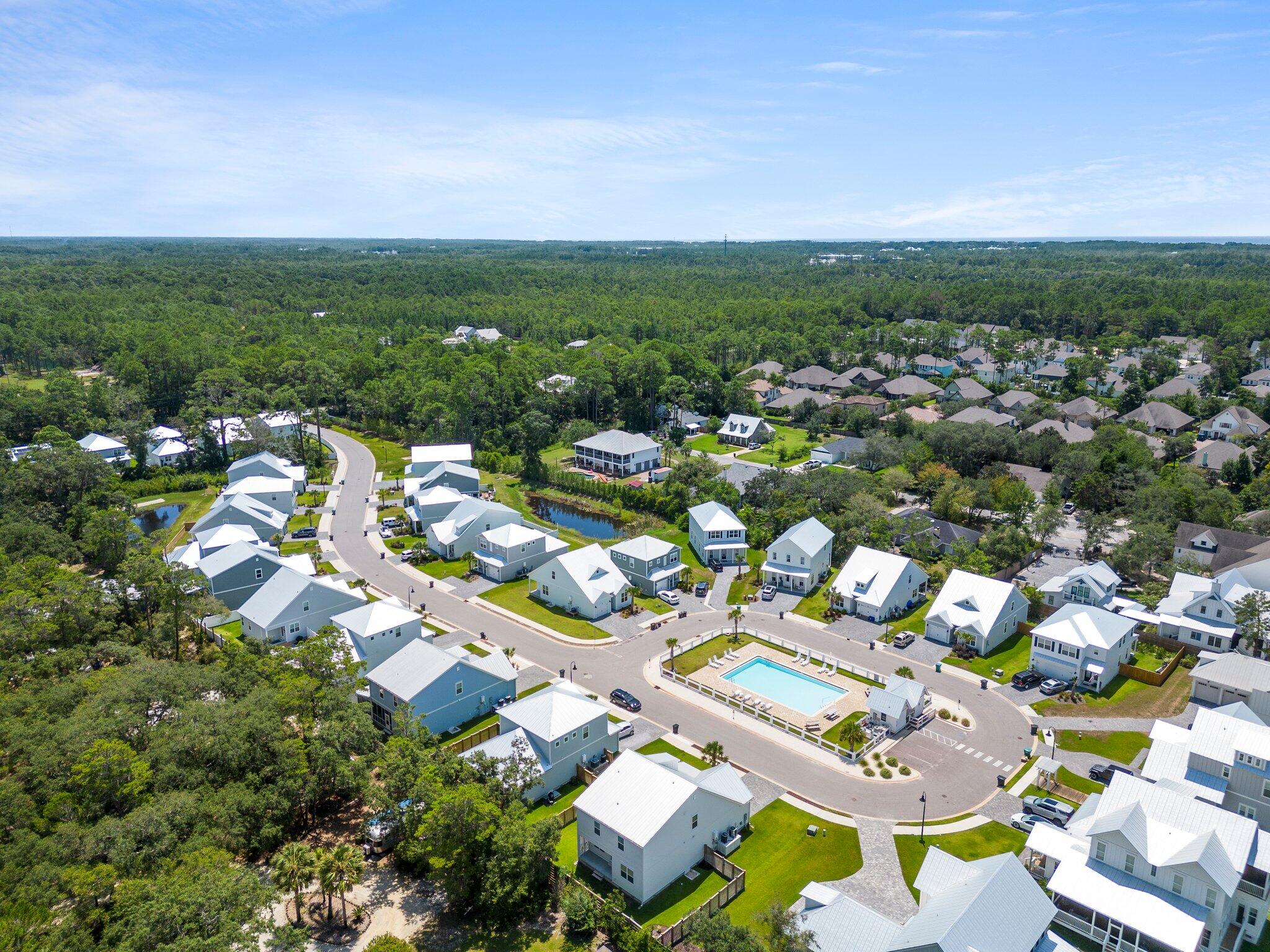 Daxton on the Bay - Residential