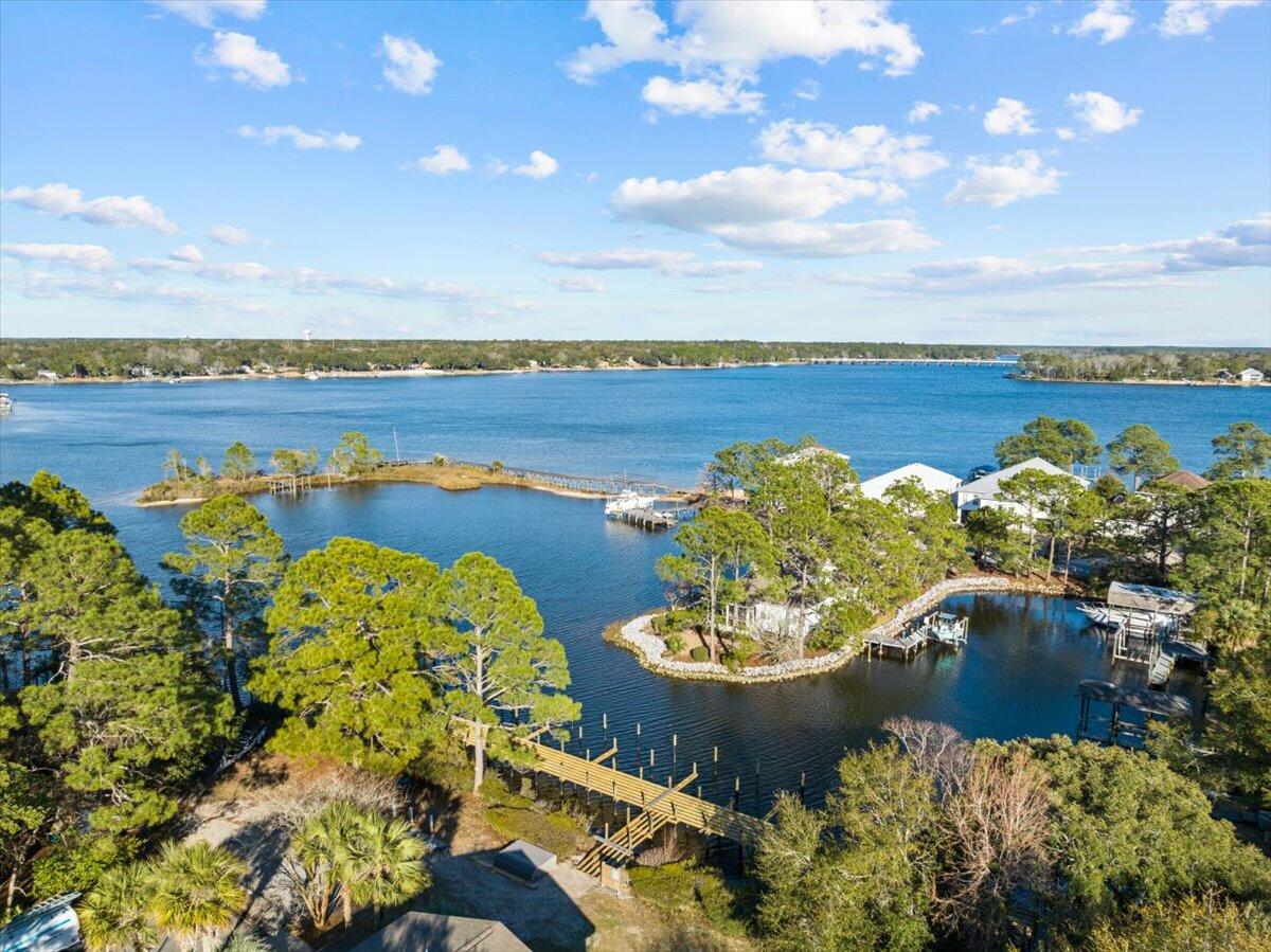 Rocky Bayou T/H - Residential