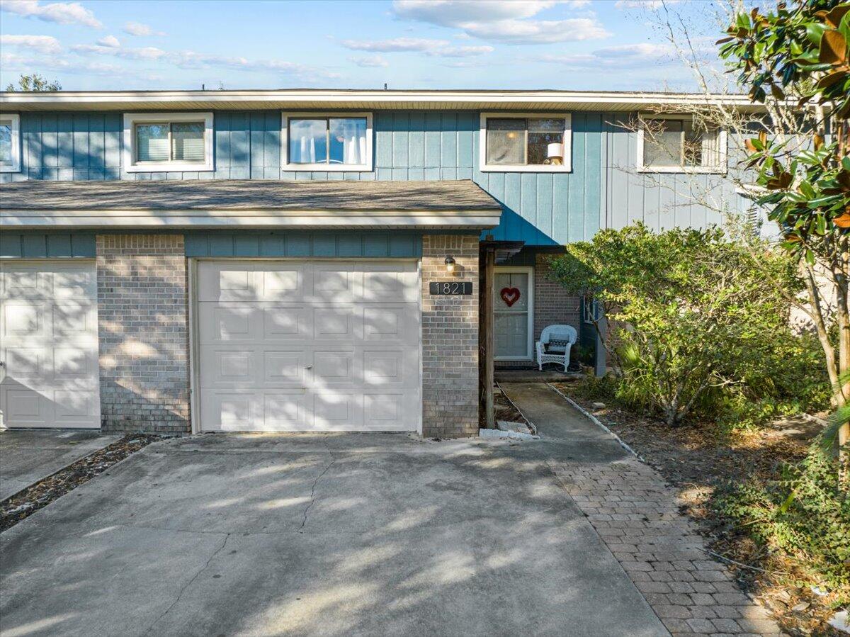 Rocky Bayou T/H - Residential