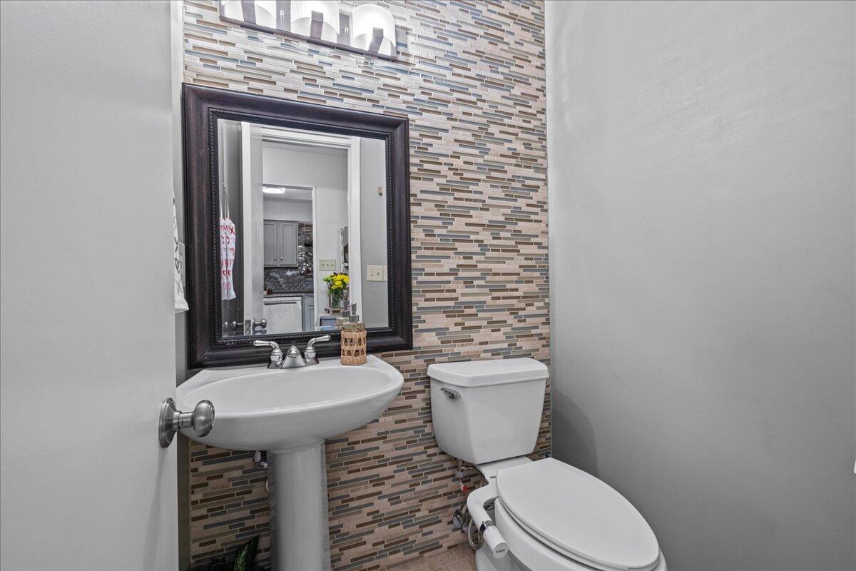 Rocky Bayou T/H - Residential