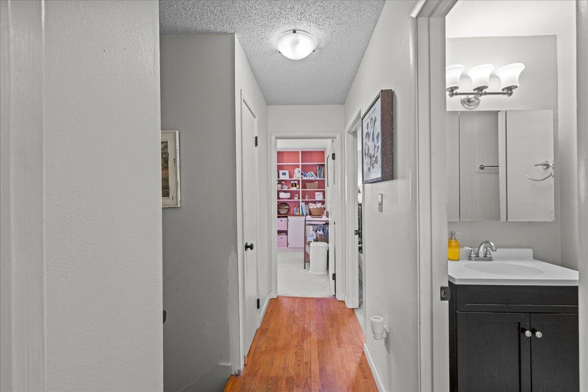 Rocky Bayou T/H - Residential