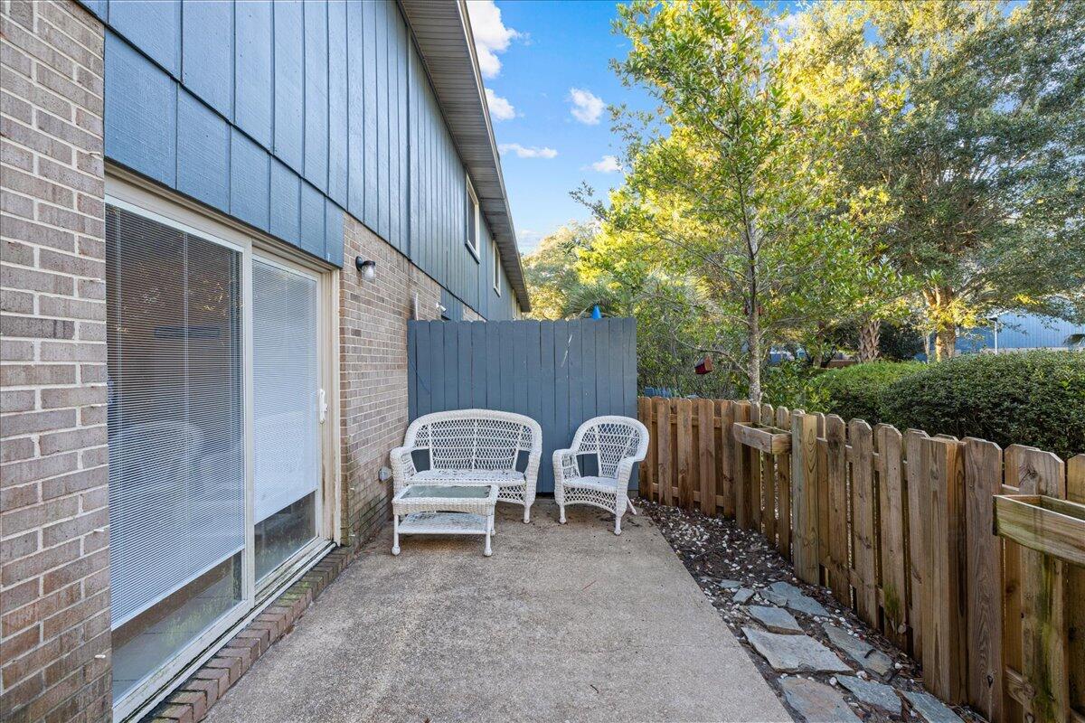 Rocky Bayou T/H - Residential