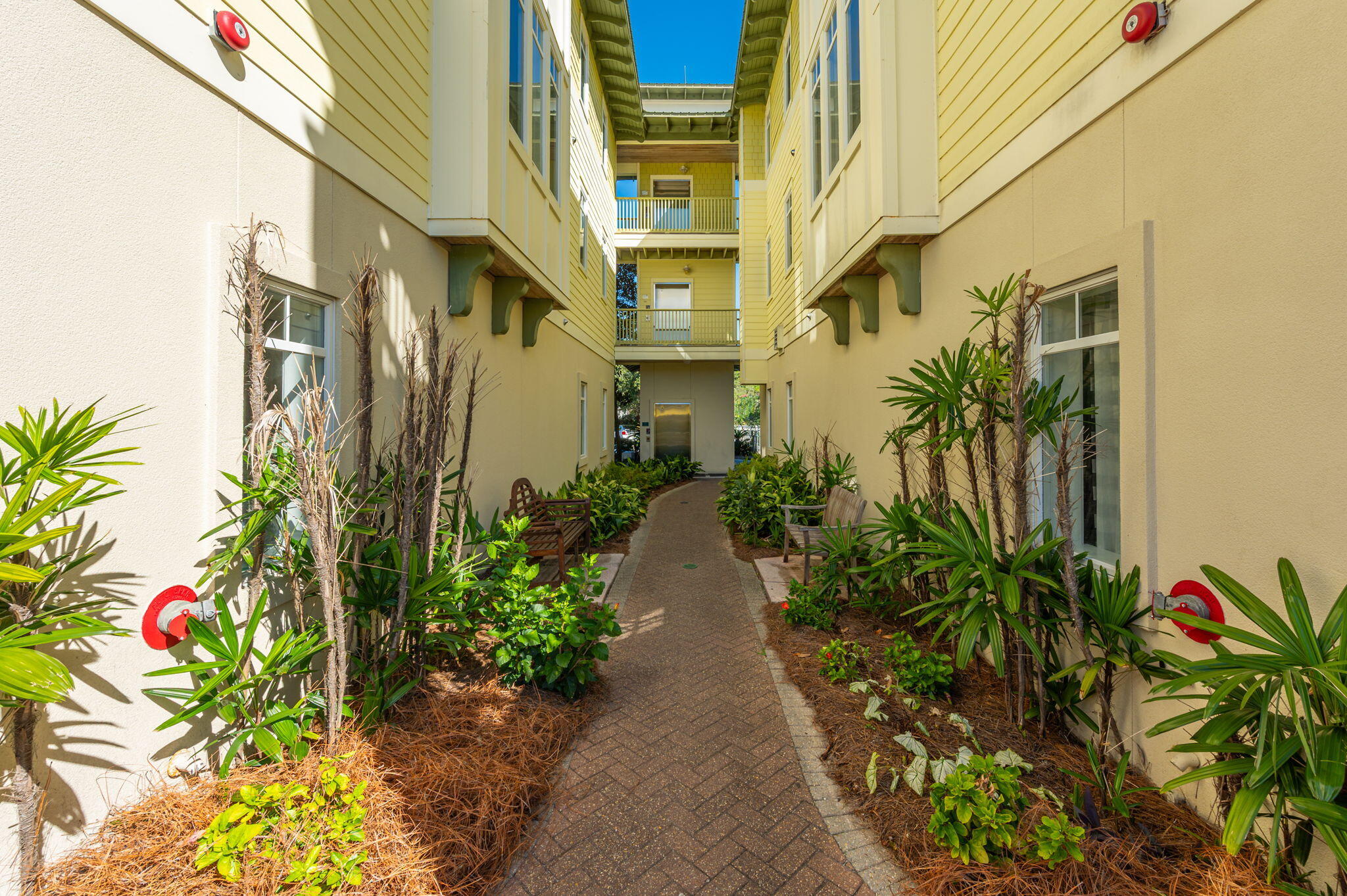 GRAND ISLE - Residential