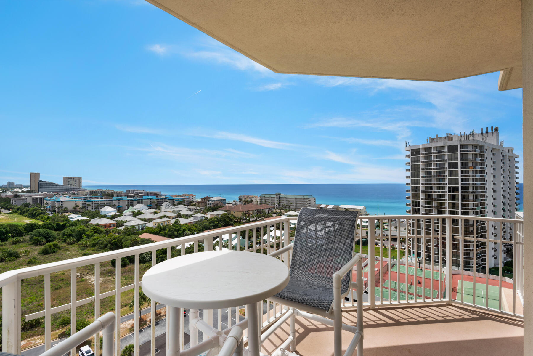 ARIEL DUNES I - Residential