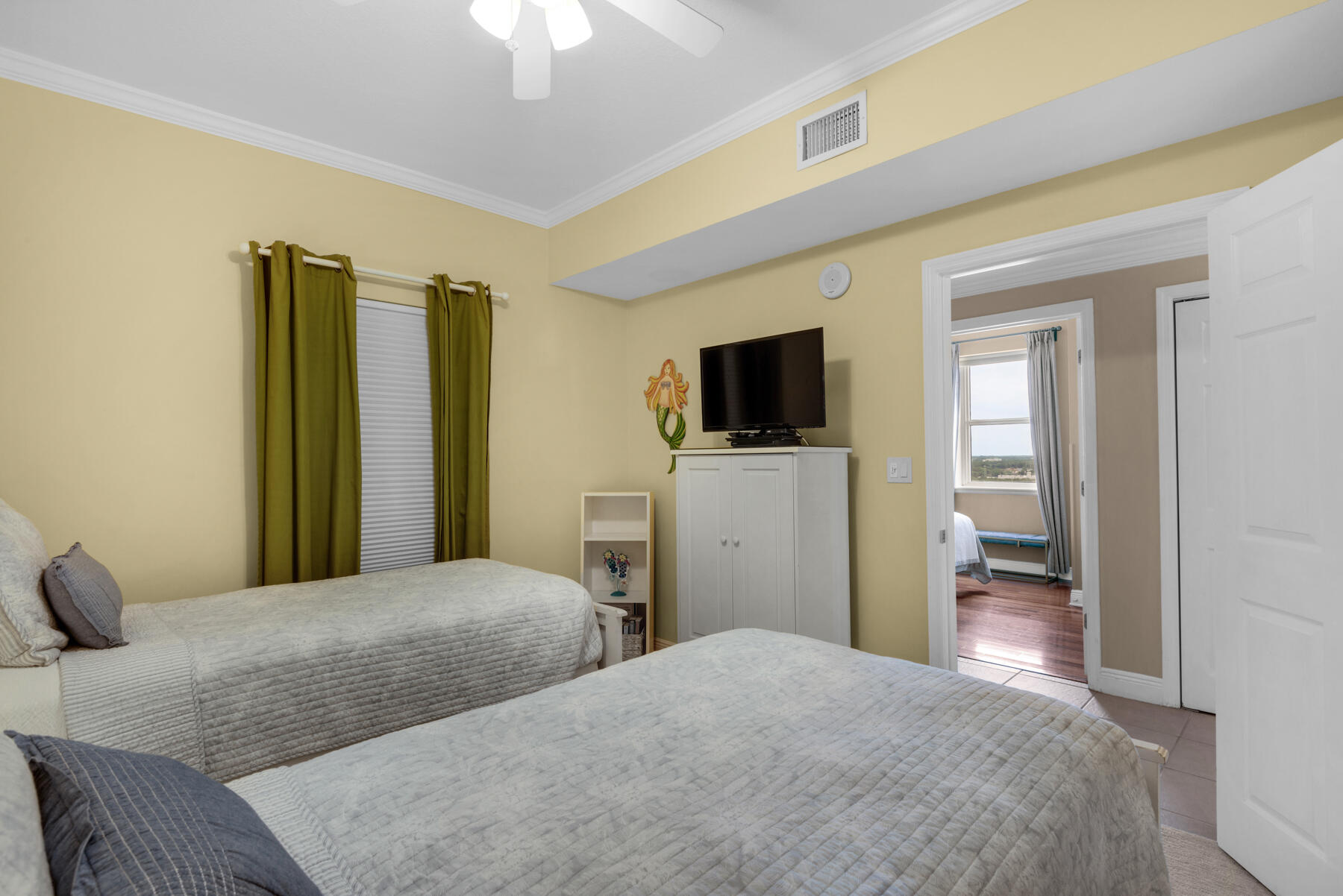 ARIEL DUNES I - Residential