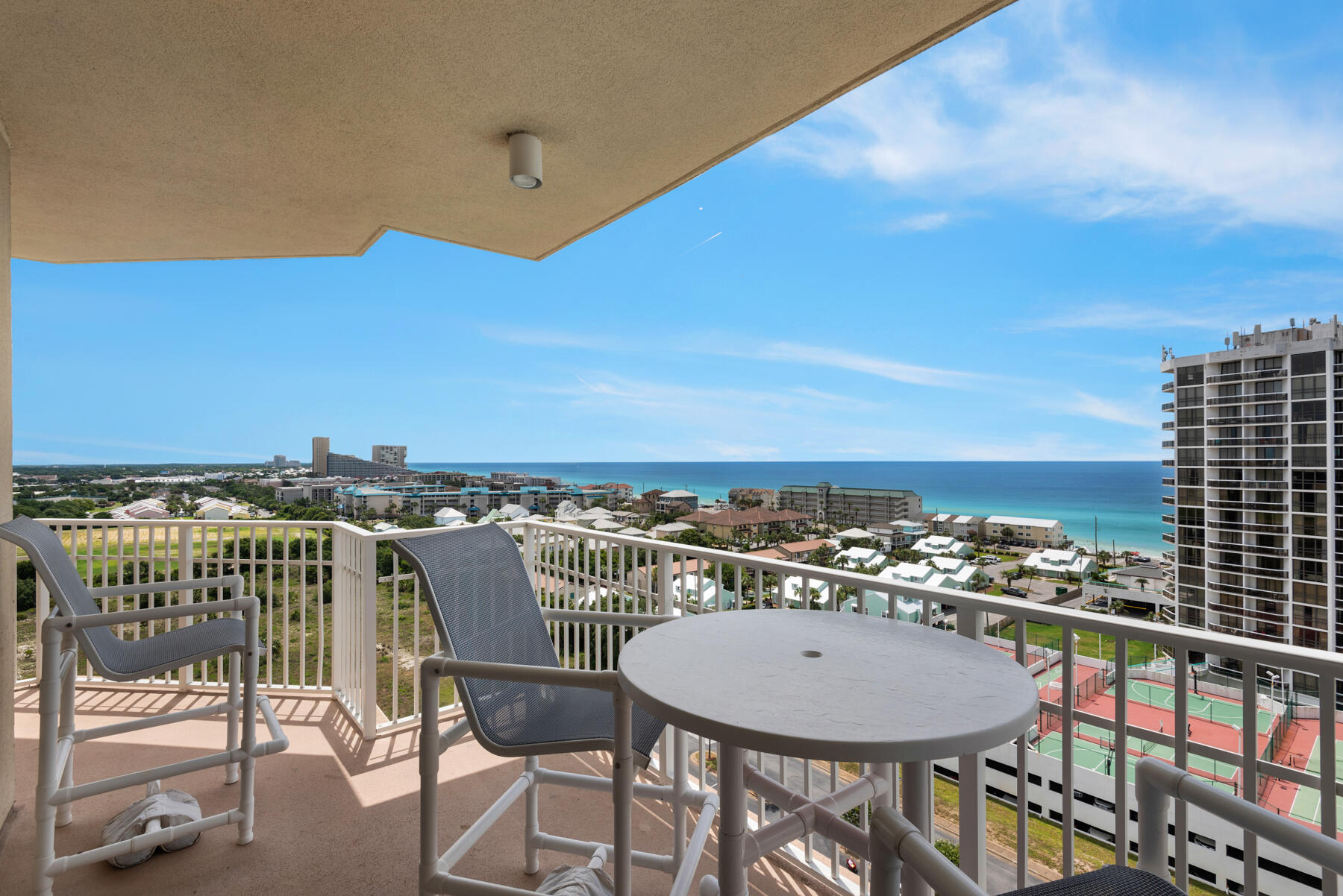 ARIEL DUNES I - Residential