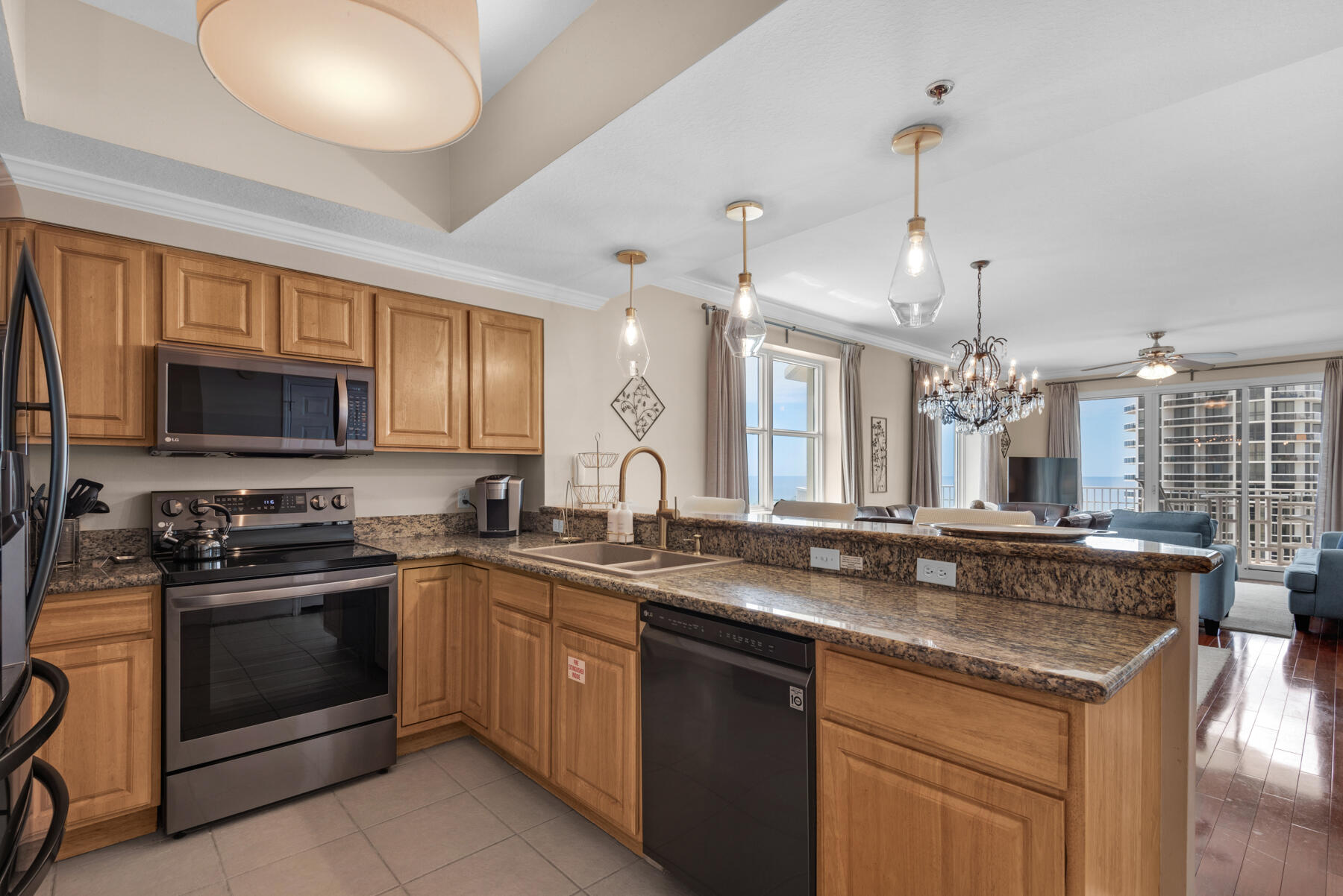 ARIEL DUNES I - Residential