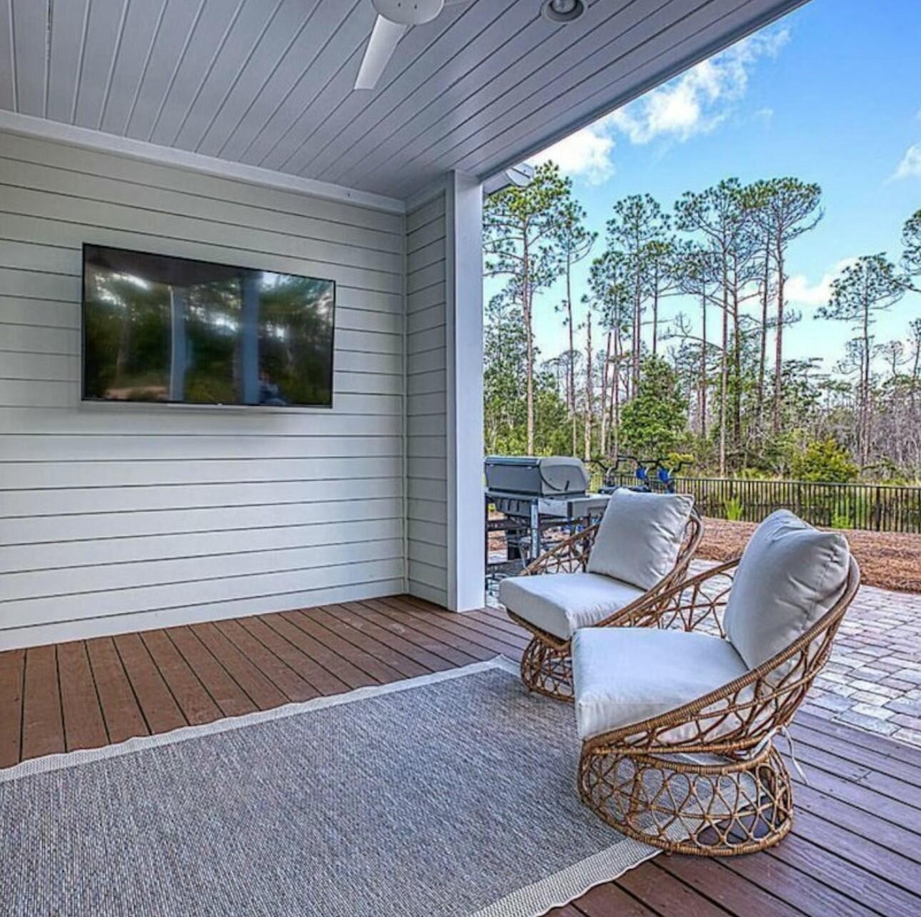 NATUREWALK AT SEAGROVE - Residential