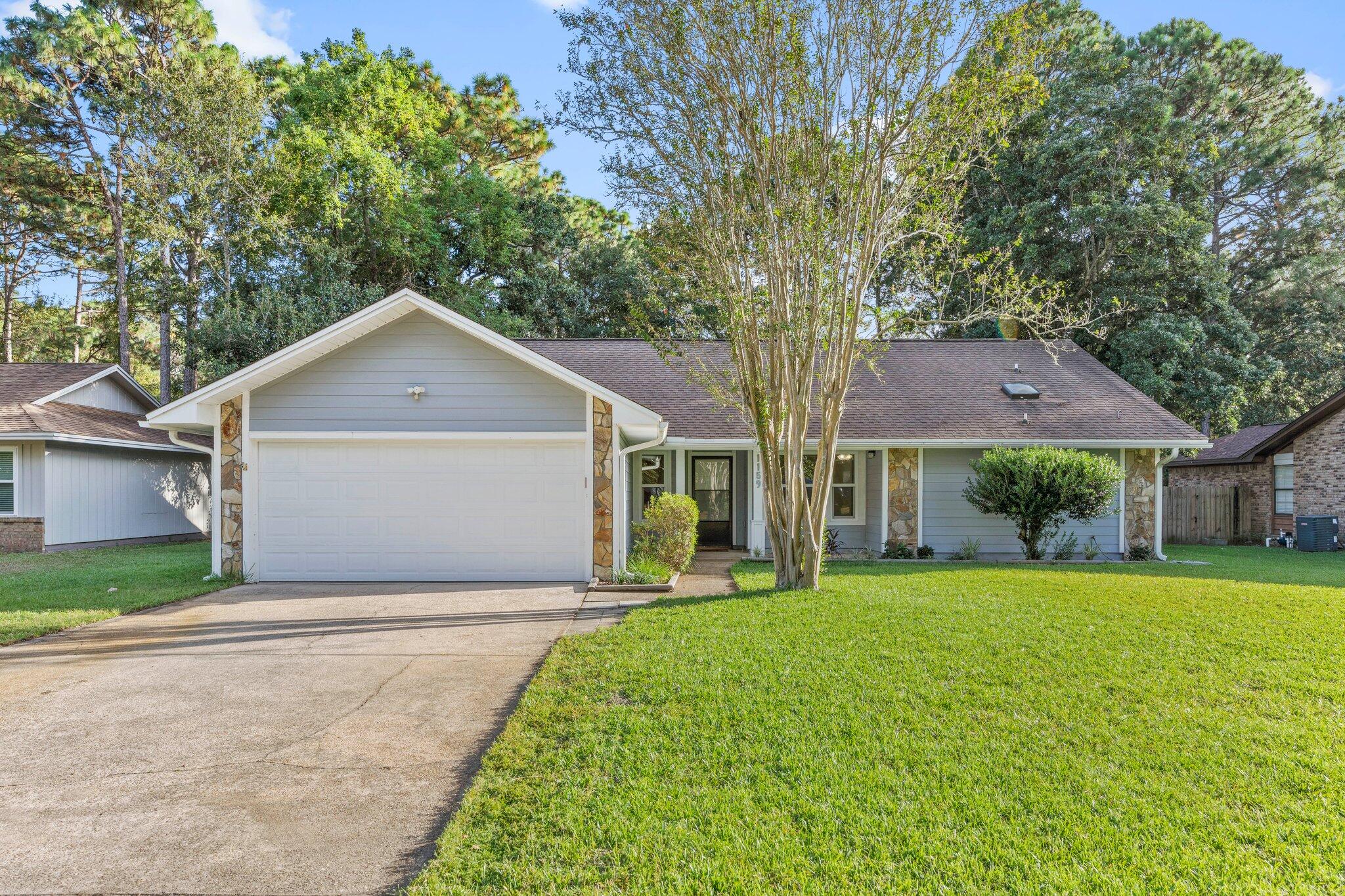 ST ANDREW - Residential Lease