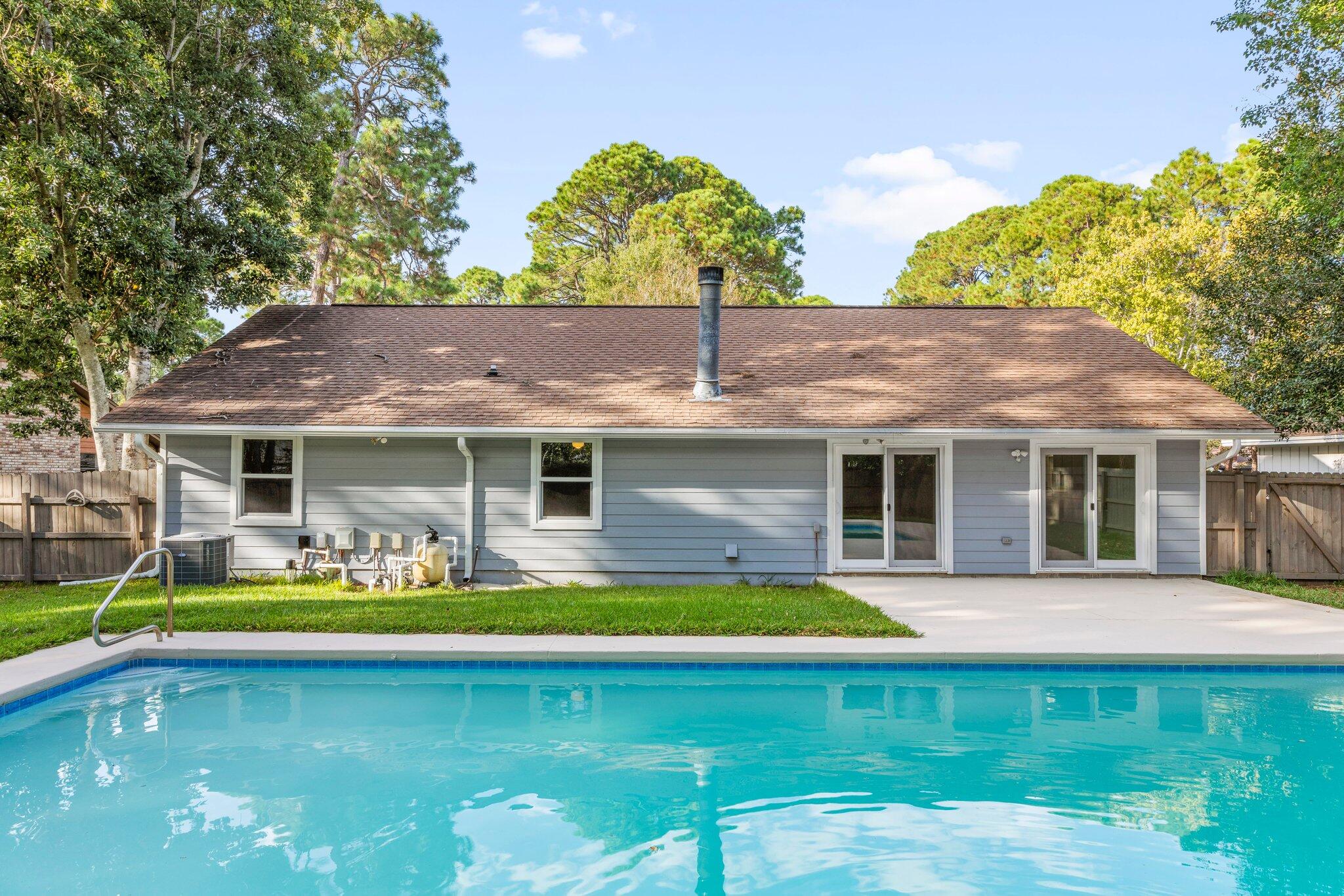 ST ANDREW - Residential Lease