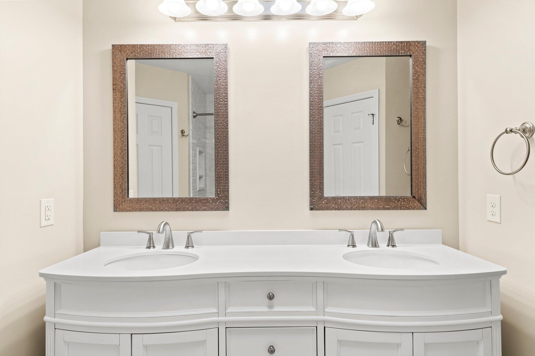 ST ANDREW - Residential Lease