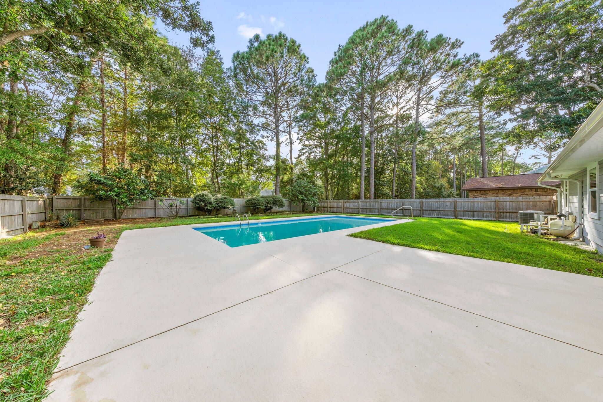 ST ANDREW - Residential Lease