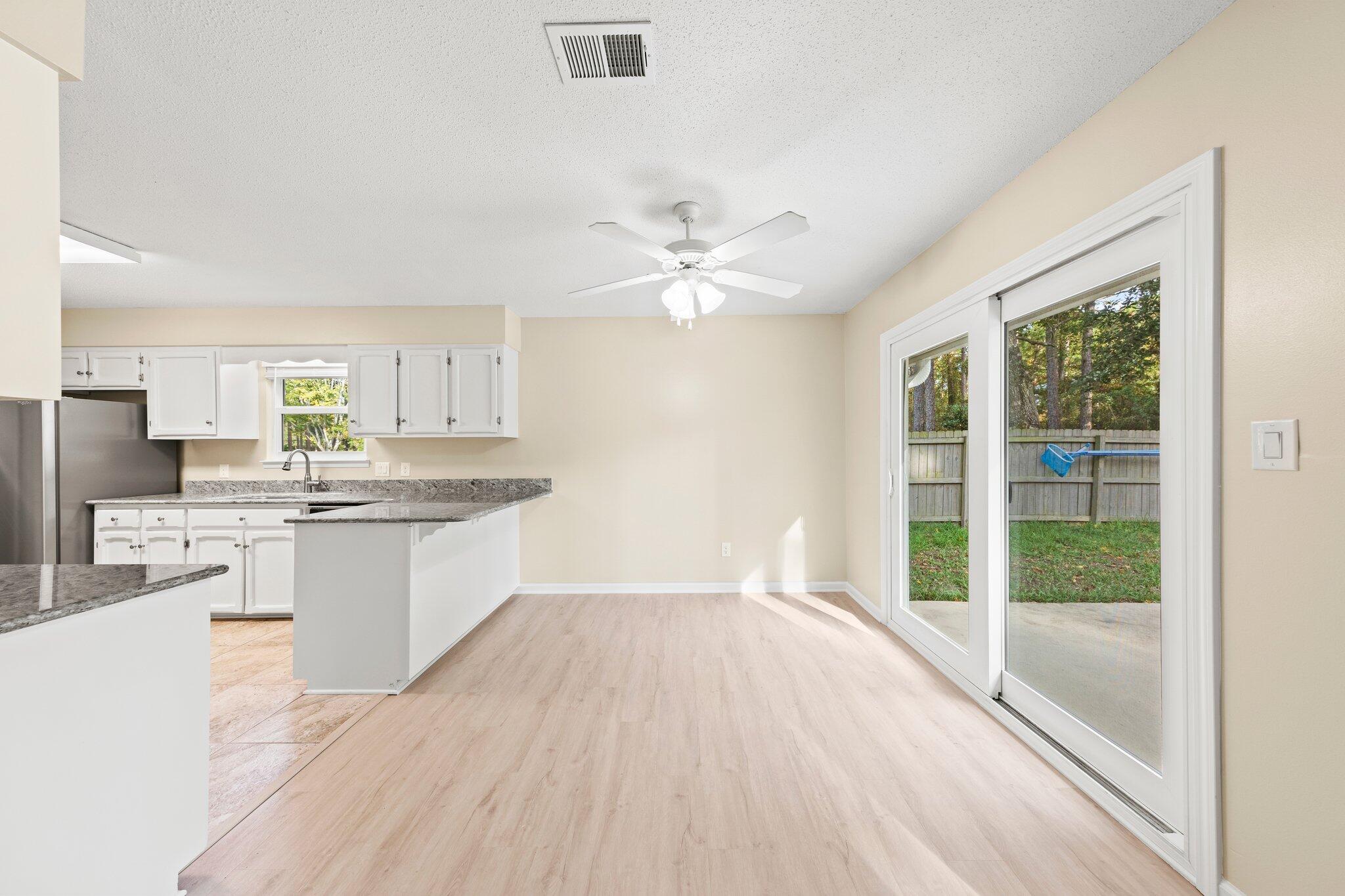 ST ANDREW - Residential Lease