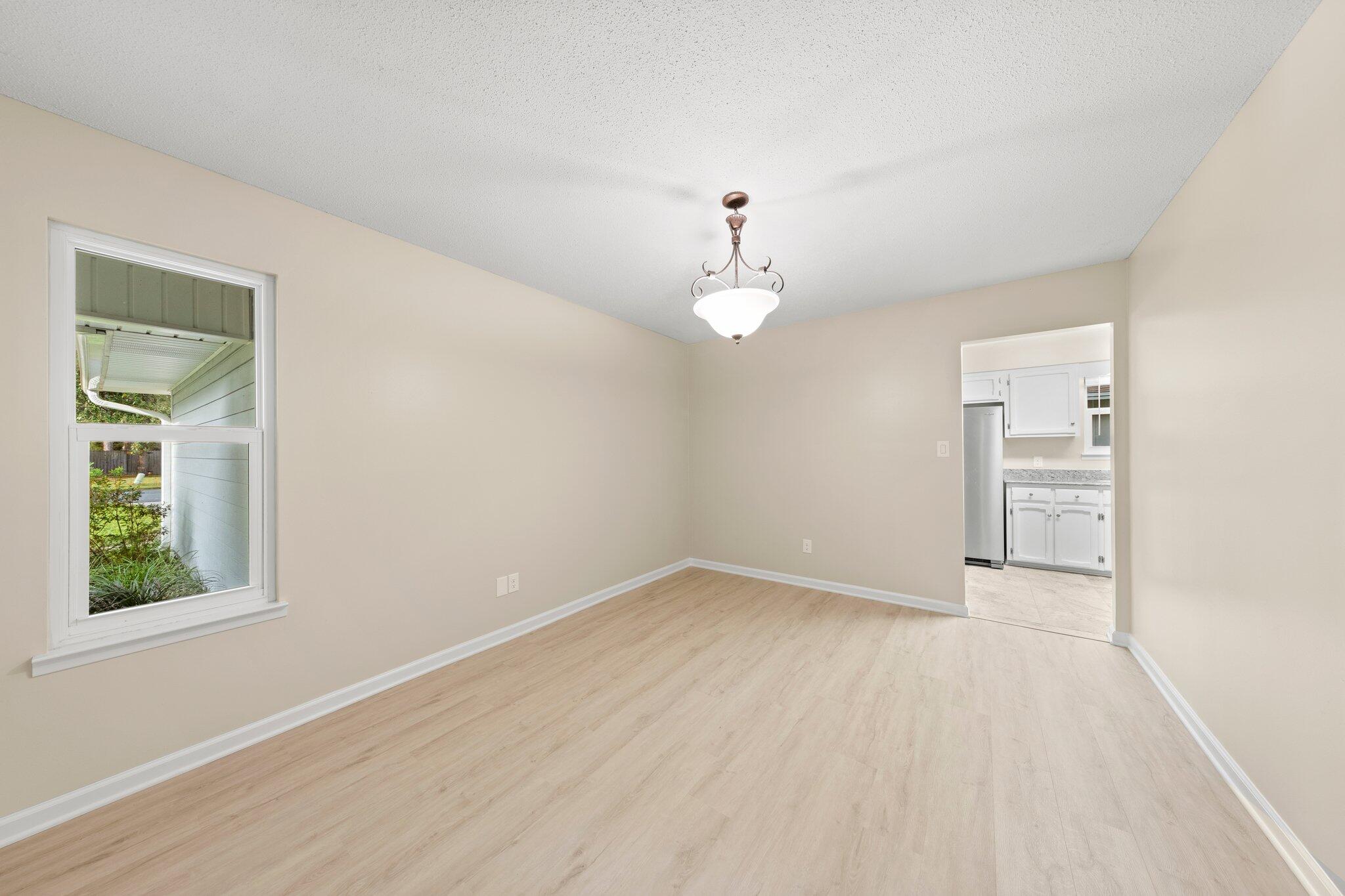 ST ANDREW - Residential Lease