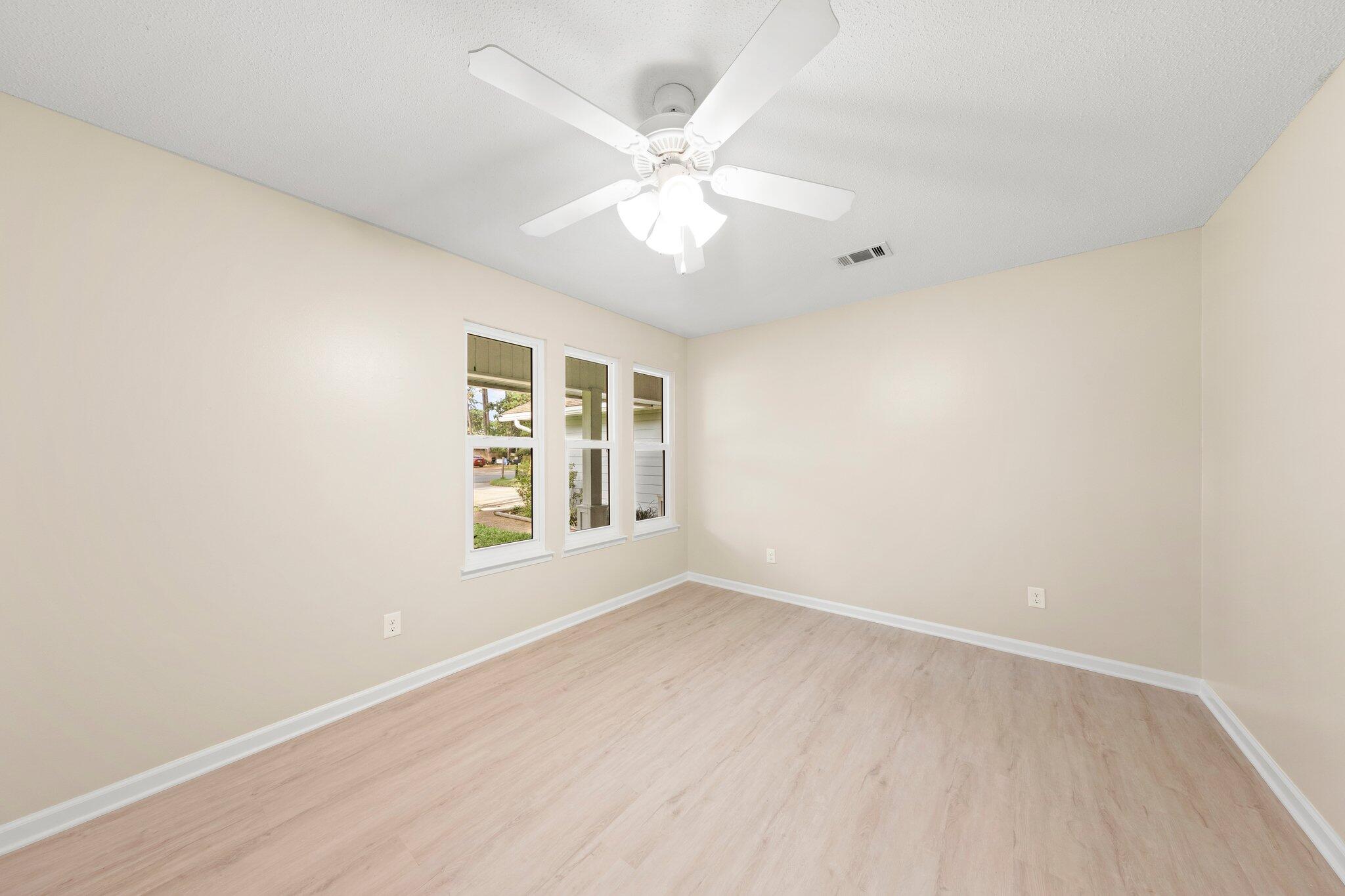 ST ANDREW - Residential Lease