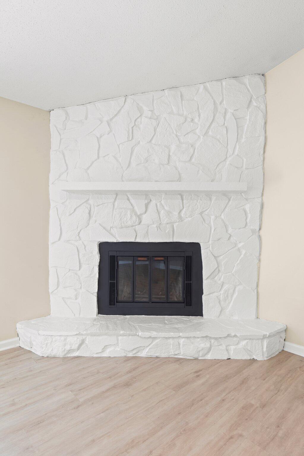 ST ANDREW - Residential Lease