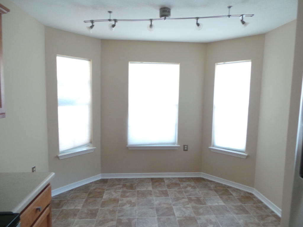 SHADOW LAKES - Residential