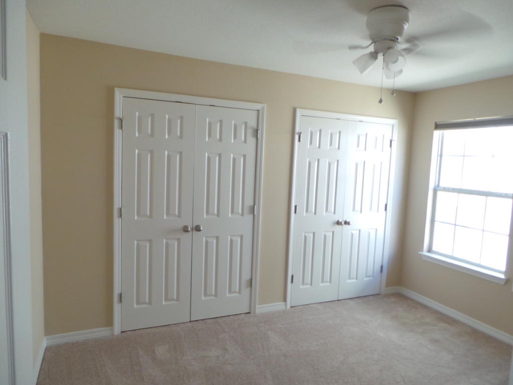 SHADOW LAKES - Residential