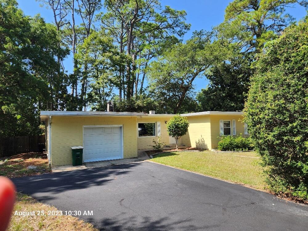 PINEVIEW - Residential Lease