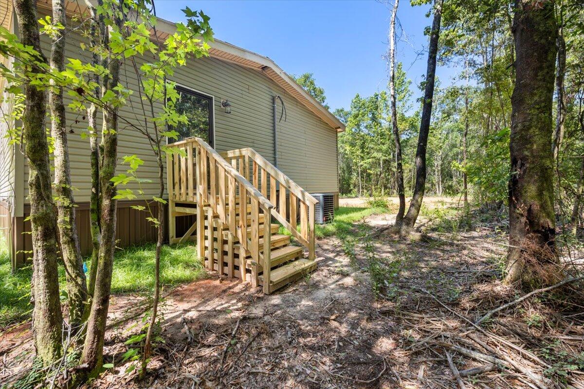 NO RECORDED SUBDIVISION - Residential