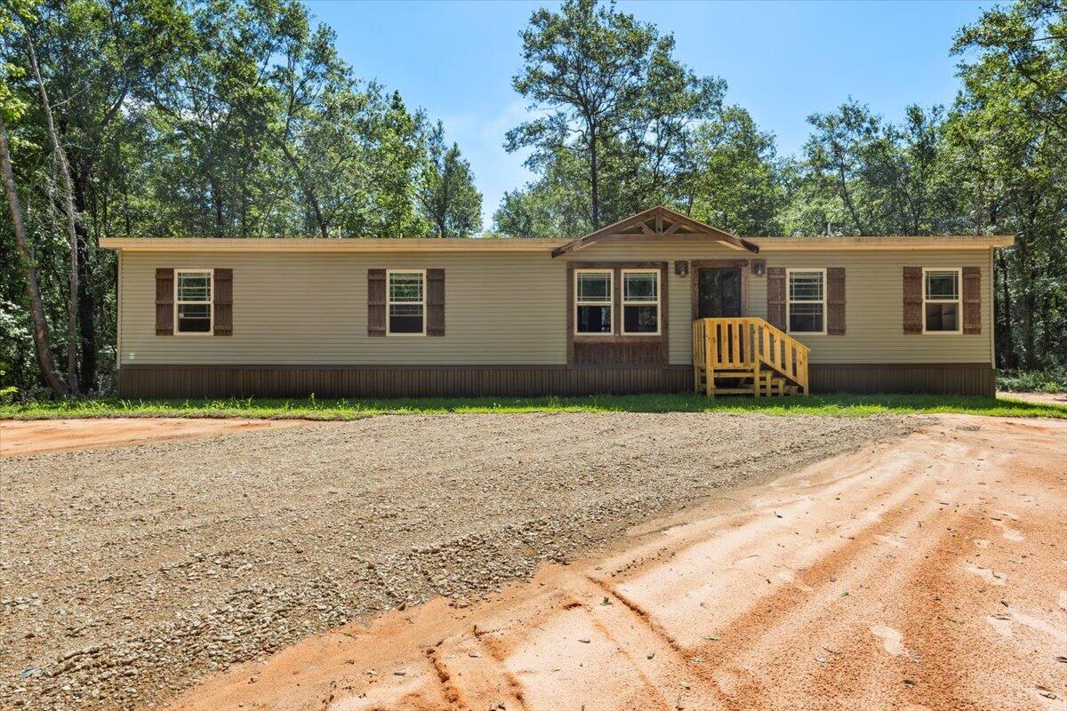 NO RECORDED SUBDIVISION - Residential