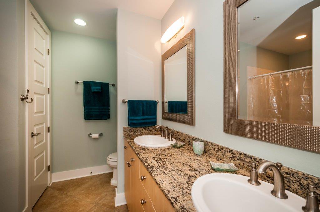 HARBOR LIGHTS - Residential