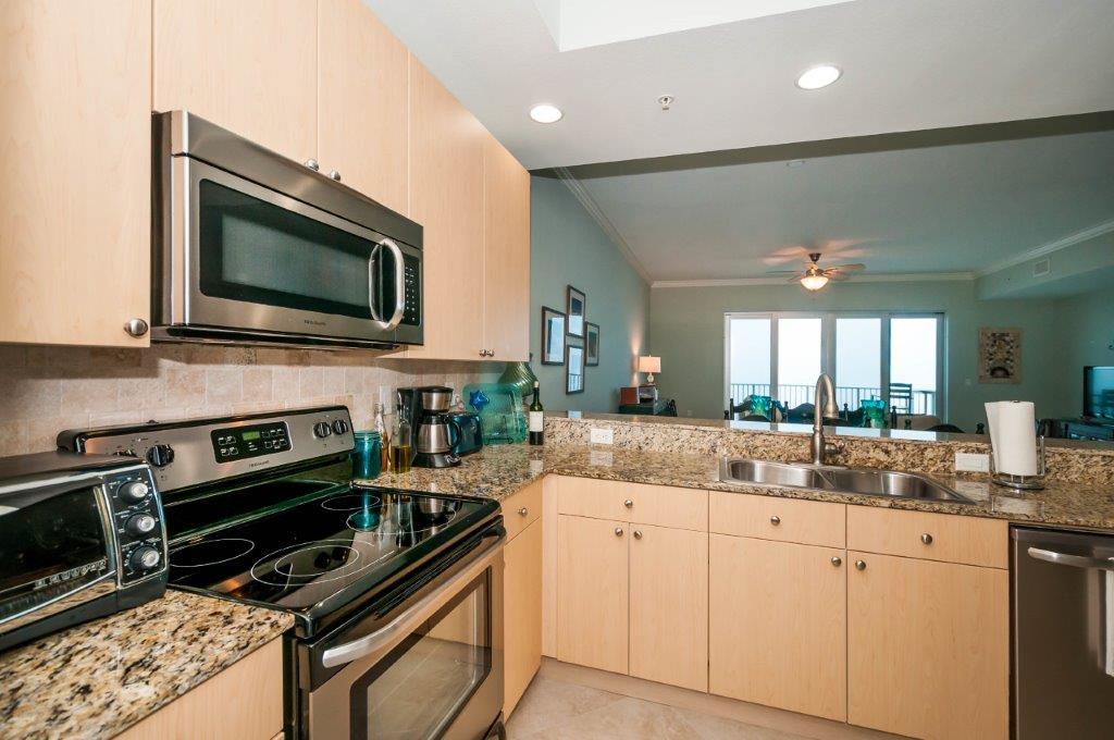 HARBOR LIGHTS - Residential