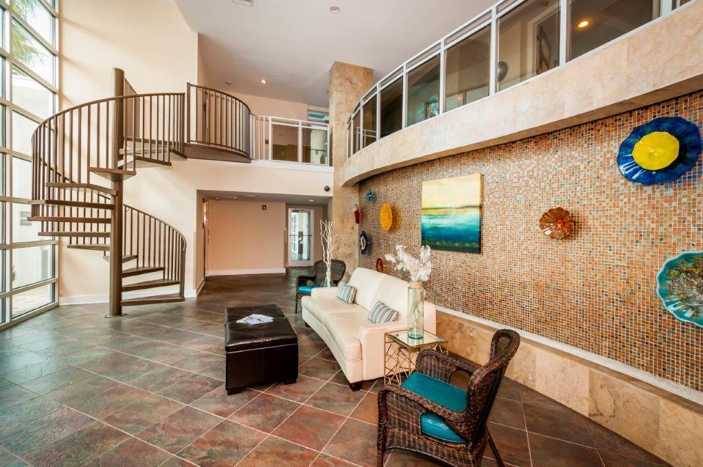 HARBOR LIGHTS - Residential