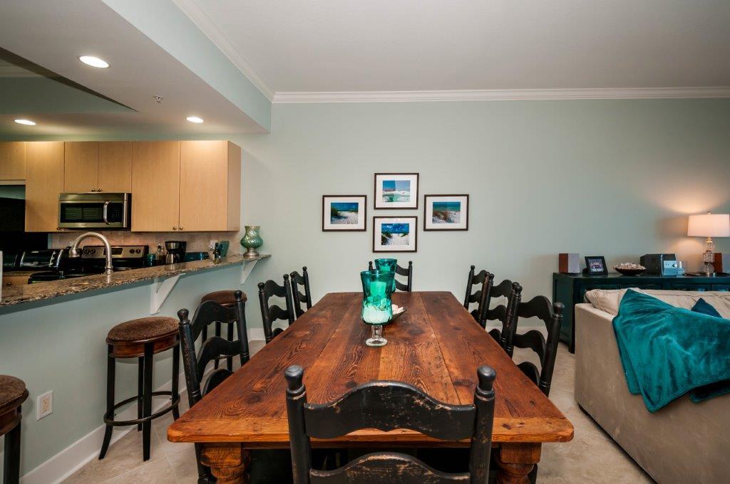 HARBOR LIGHTS - Residential