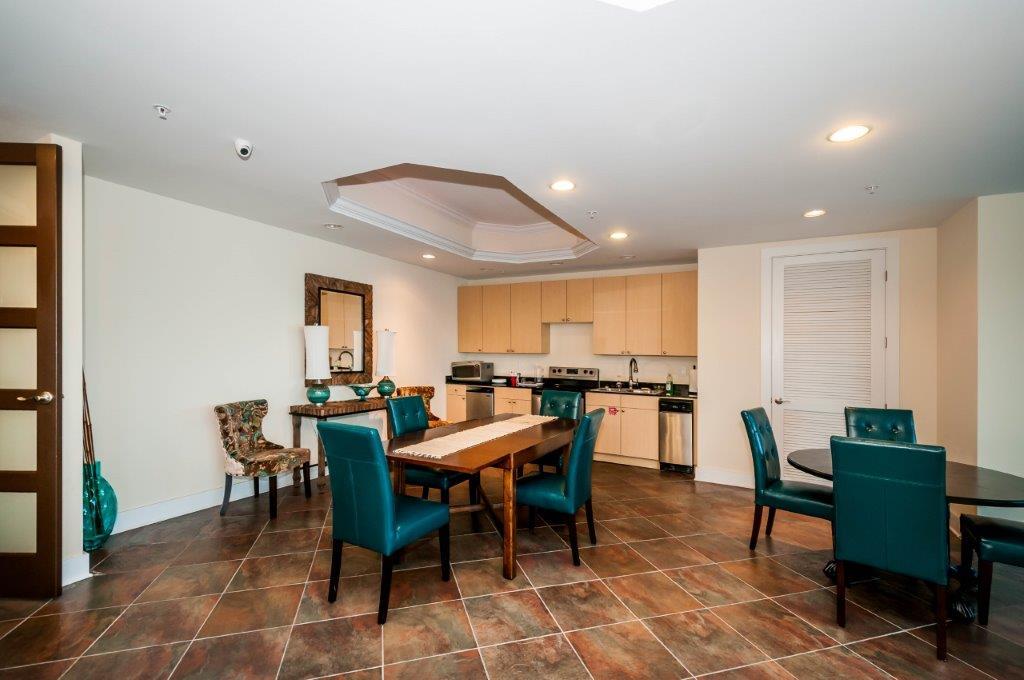 HARBOR LIGHTS - Residential