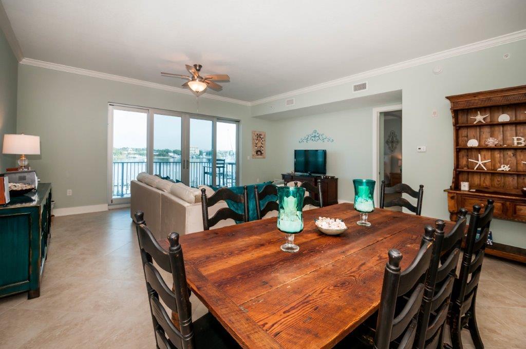 HARBOR LIGHTS - Residential