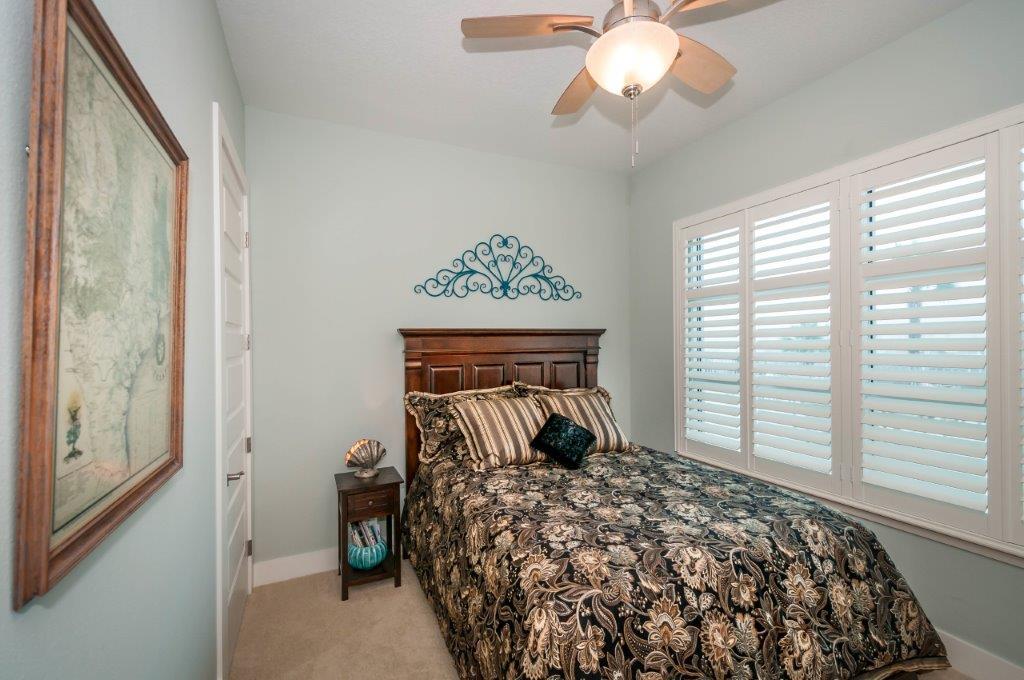 HARBOR LIGHTS - Residential