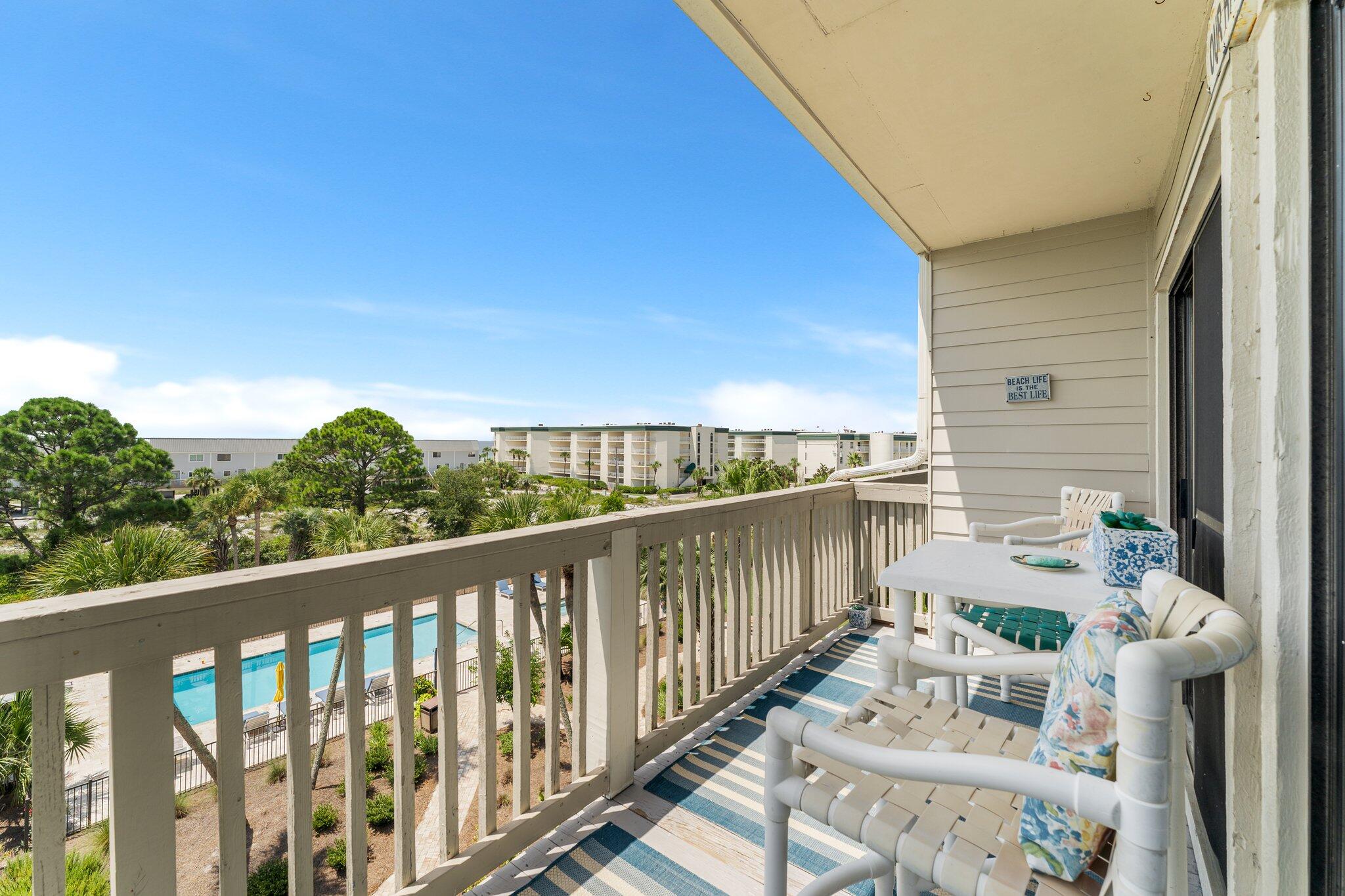 BEACHFRONT 2 PH 1 - Residential