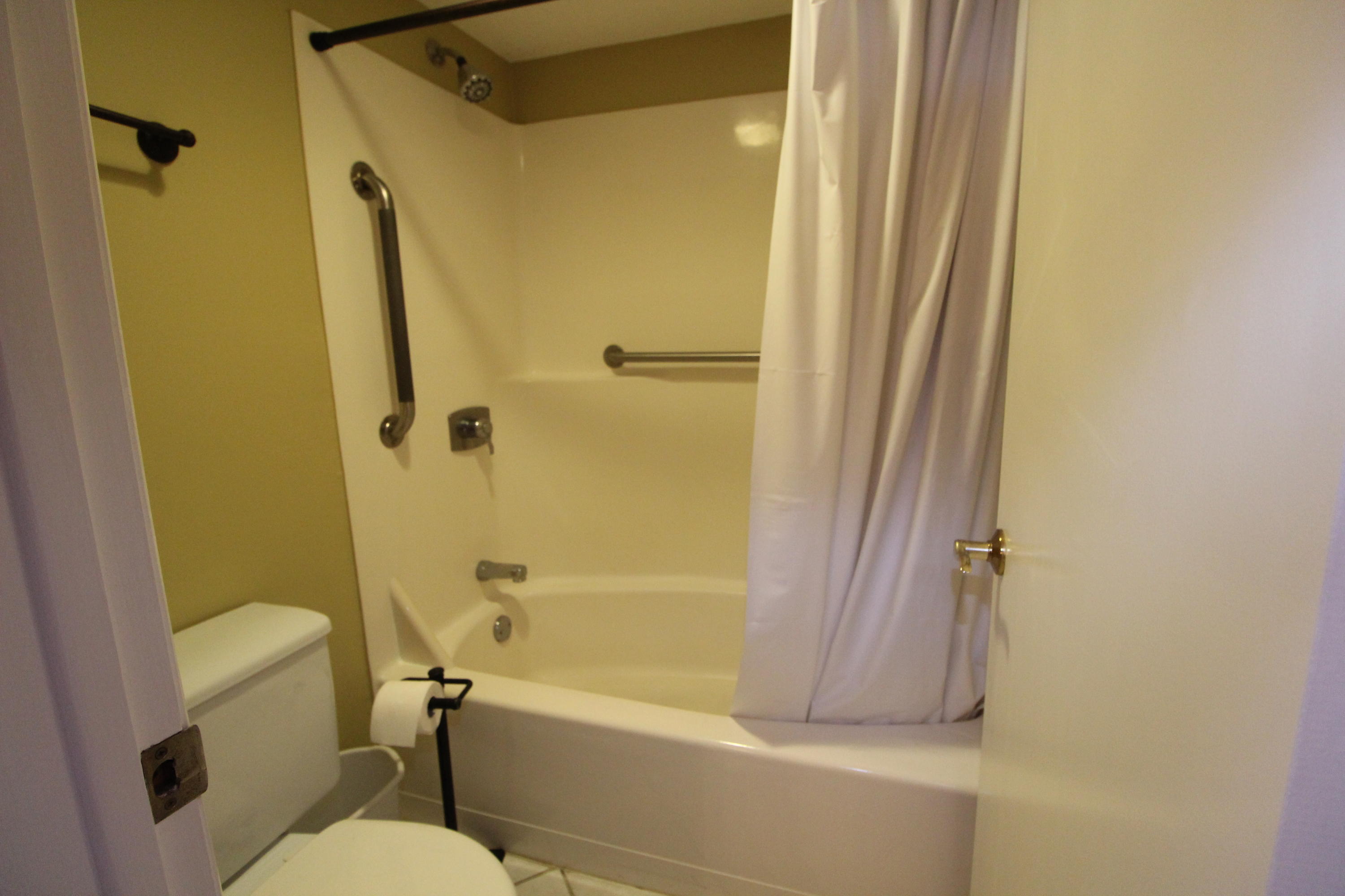 EL MATADOR CONDO - Residential