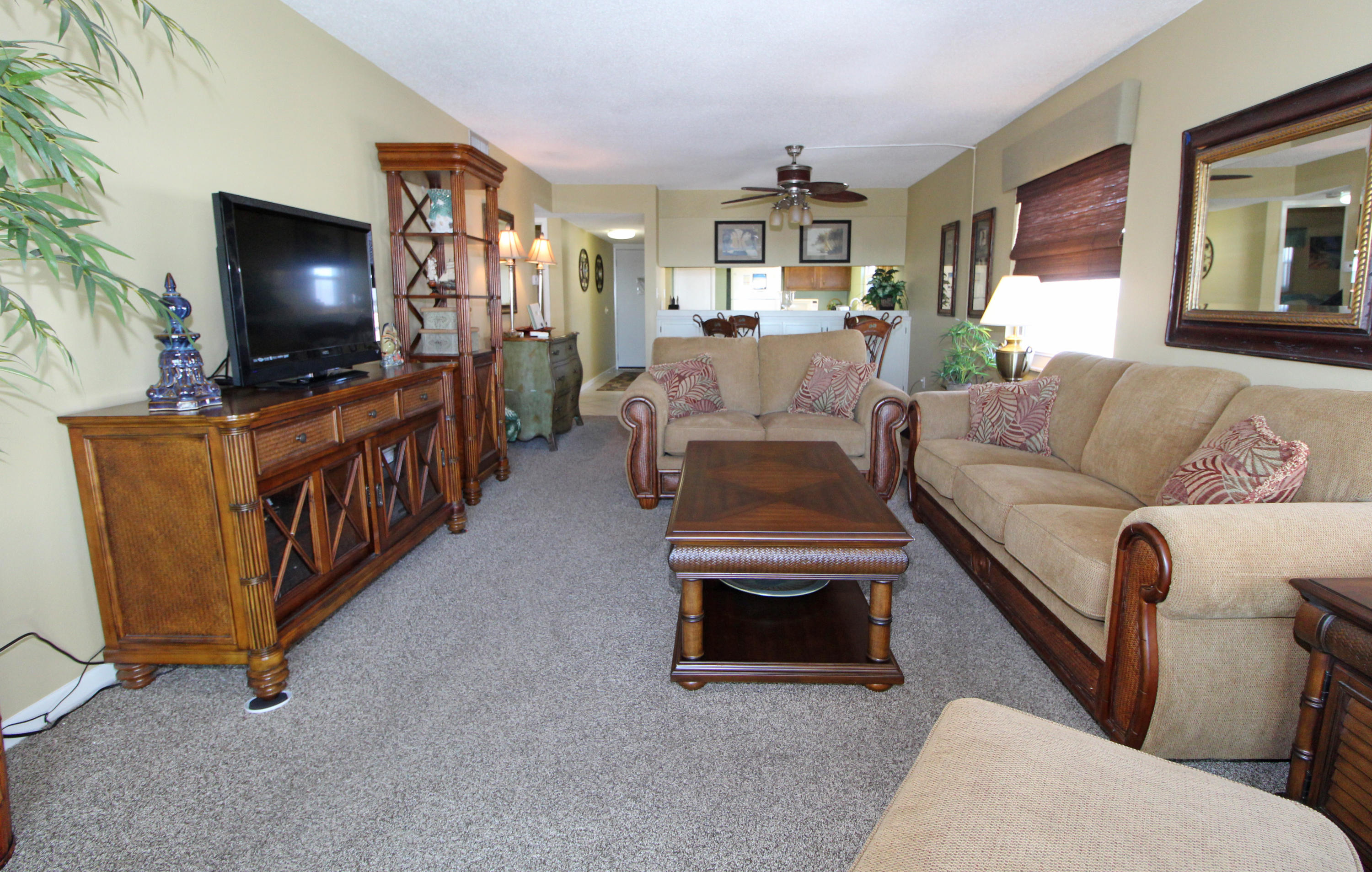 EL MATADOR CONDO - Residential