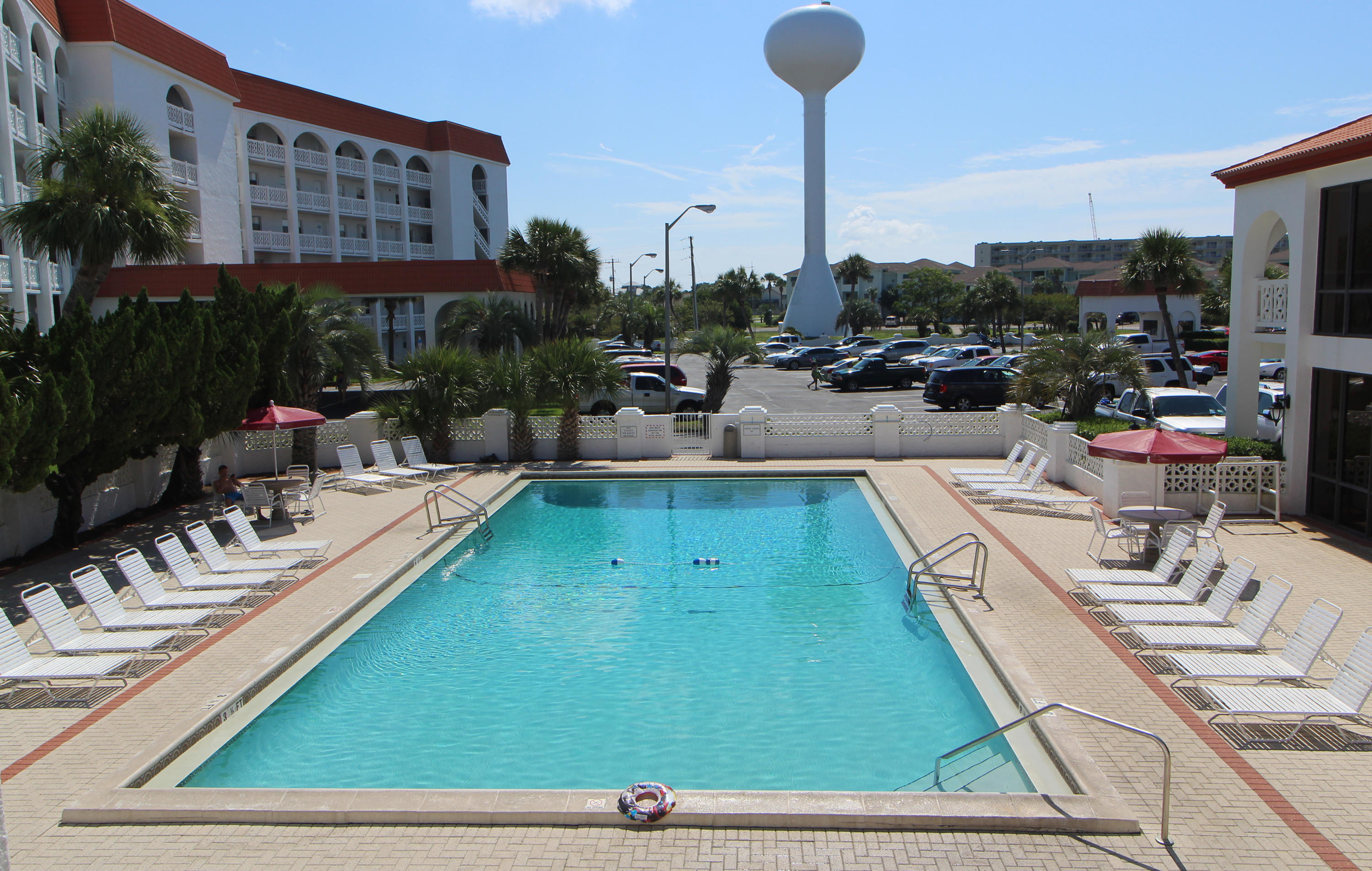 EL MATADOR CONDO - Residential