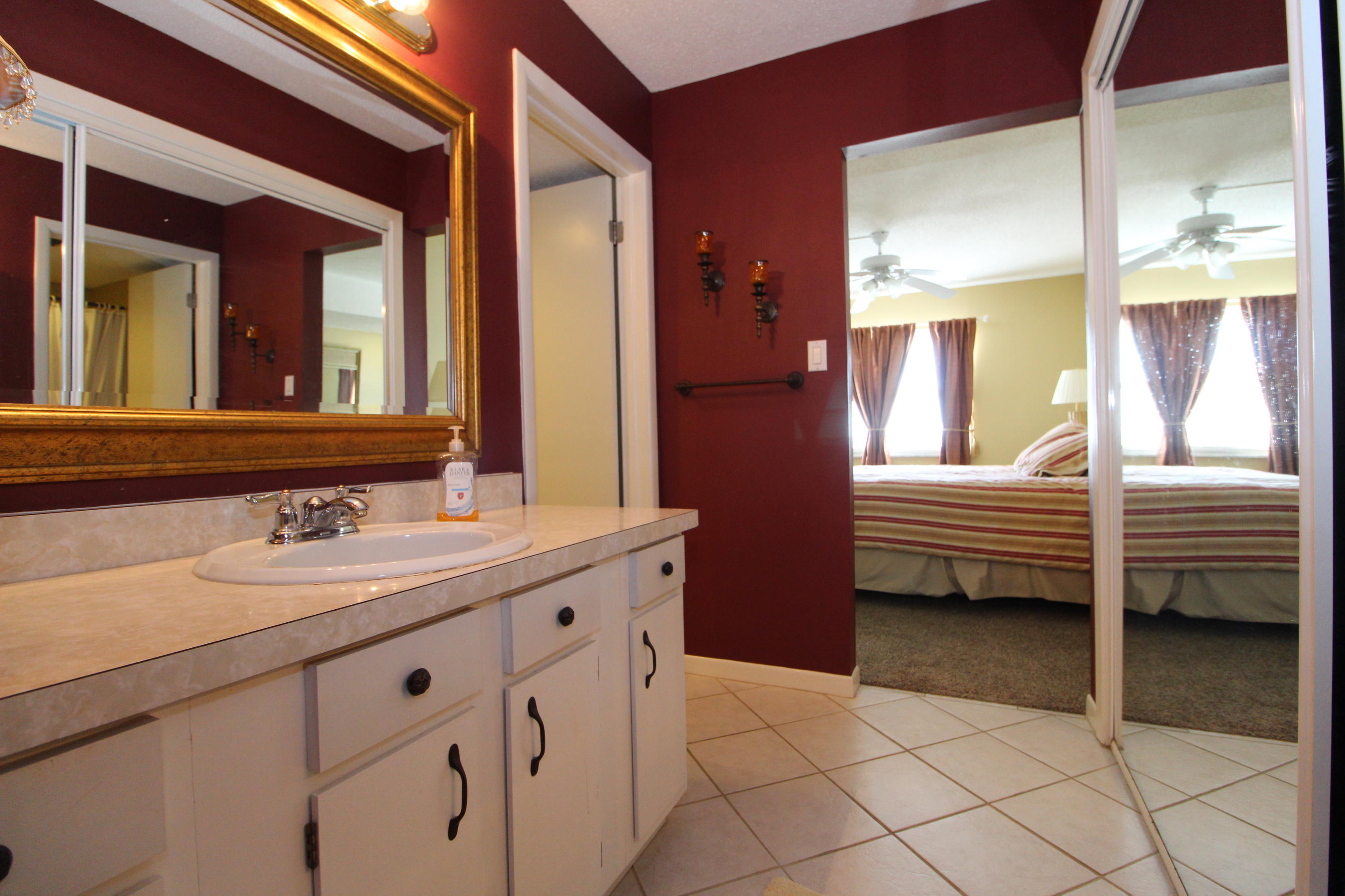 EL MATADOR CONDO - Residential