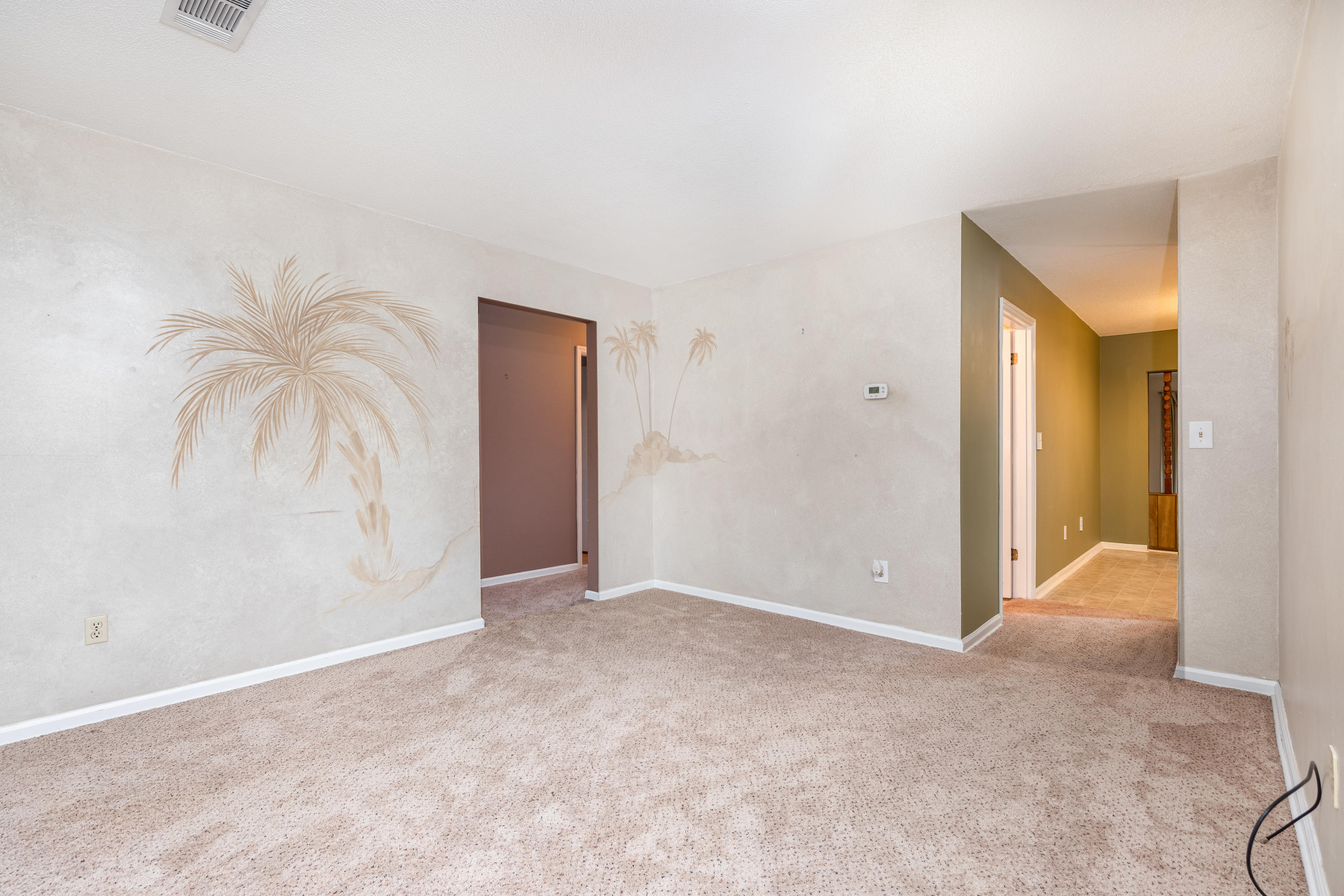 PINECREST HILLS - Residential