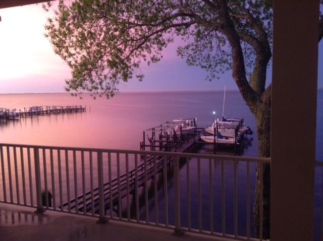 OAK HARBOUR CONDO - Residential