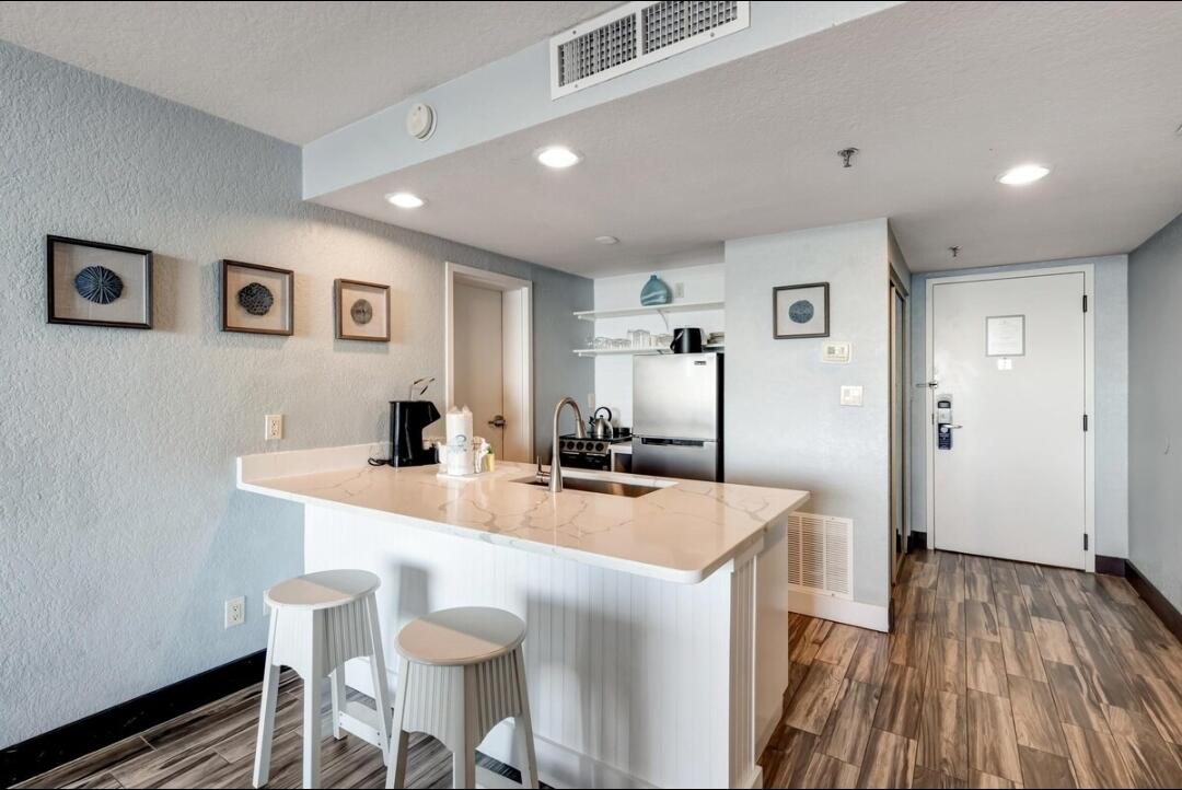 BAYSIDE AT SANDESTIN - Residential