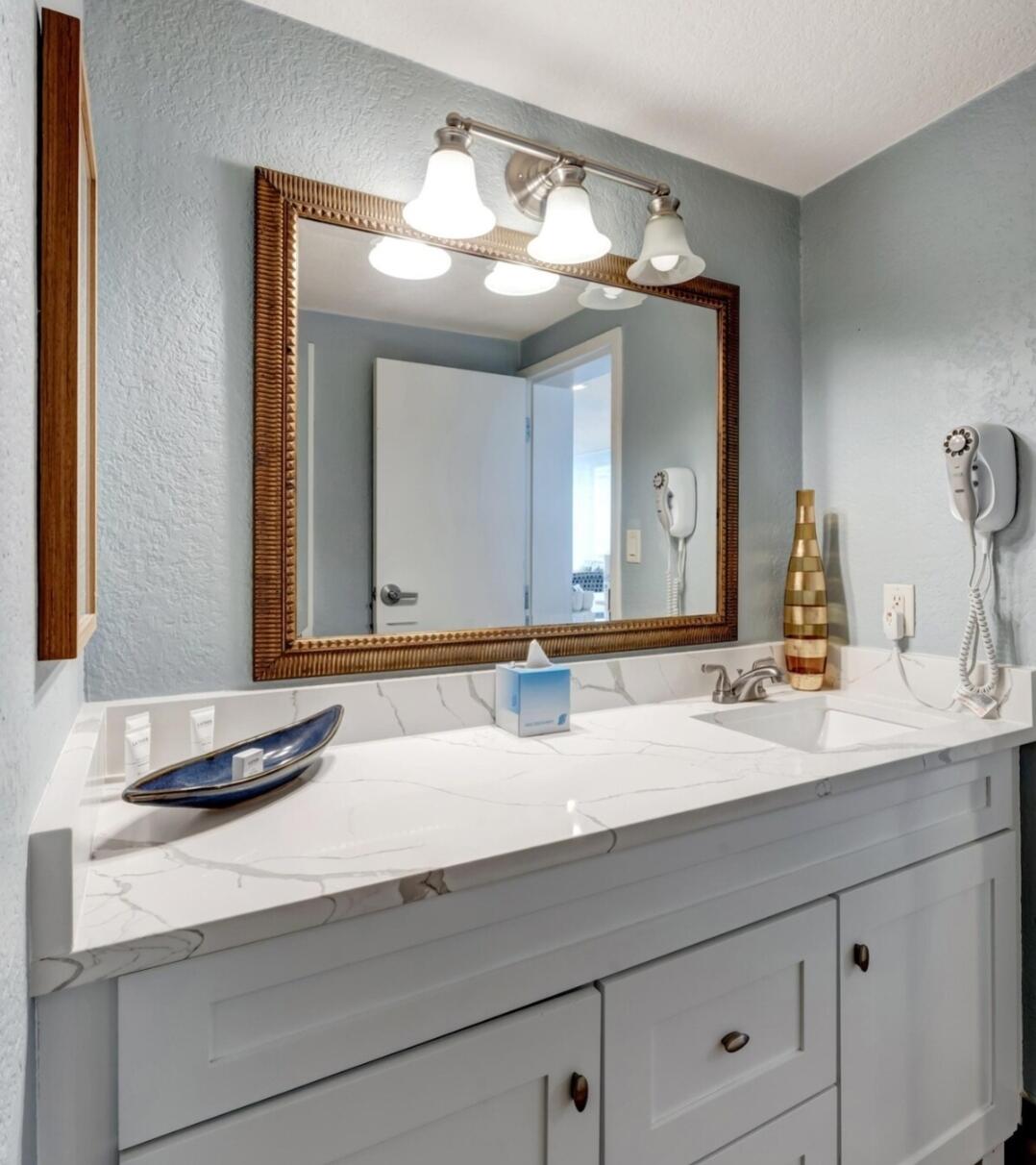 BAYSIDE AT SANDESTIN - Residential