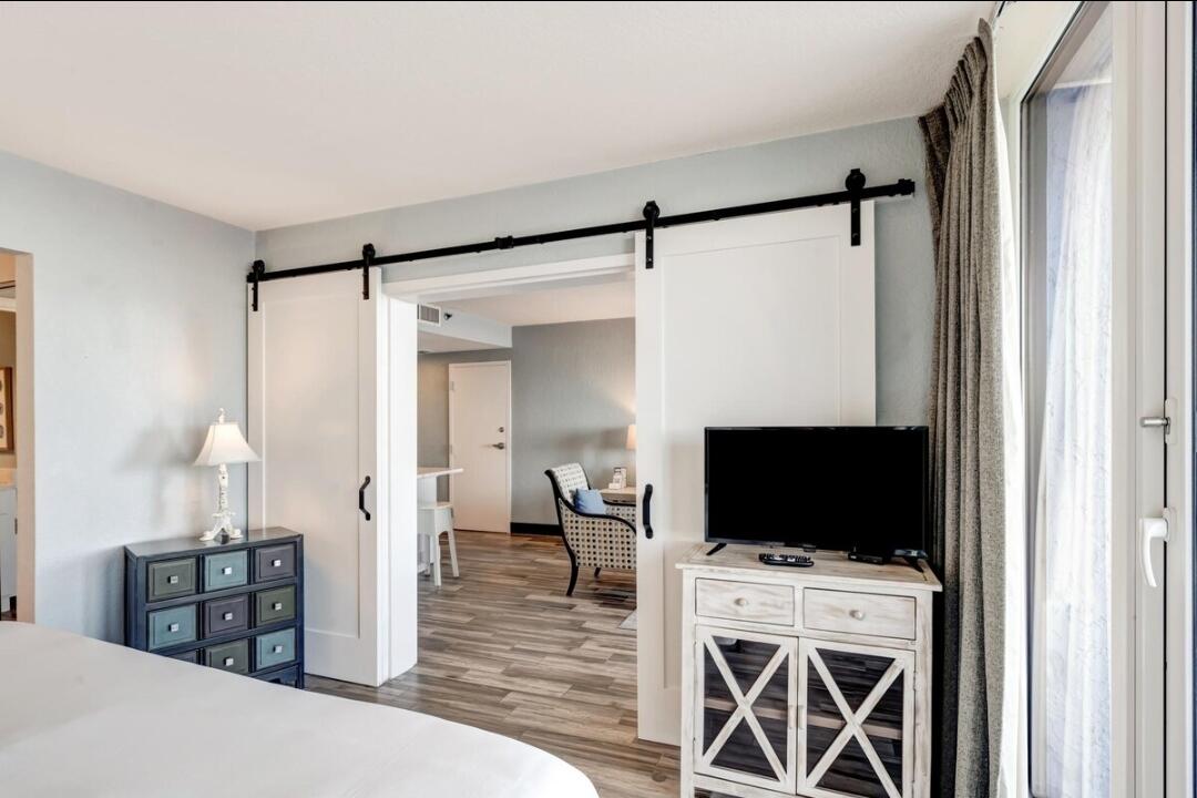BAYSIDE AT SANDESTIN - Residential