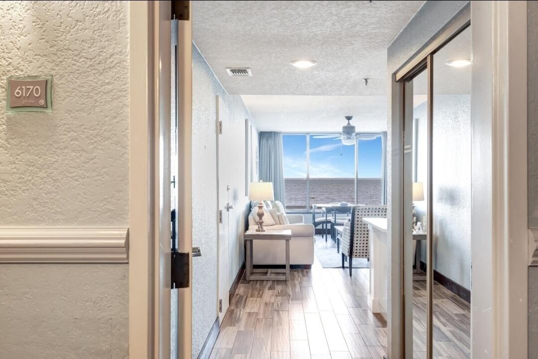 BAYSIDE AT SANDESTIN - Residential